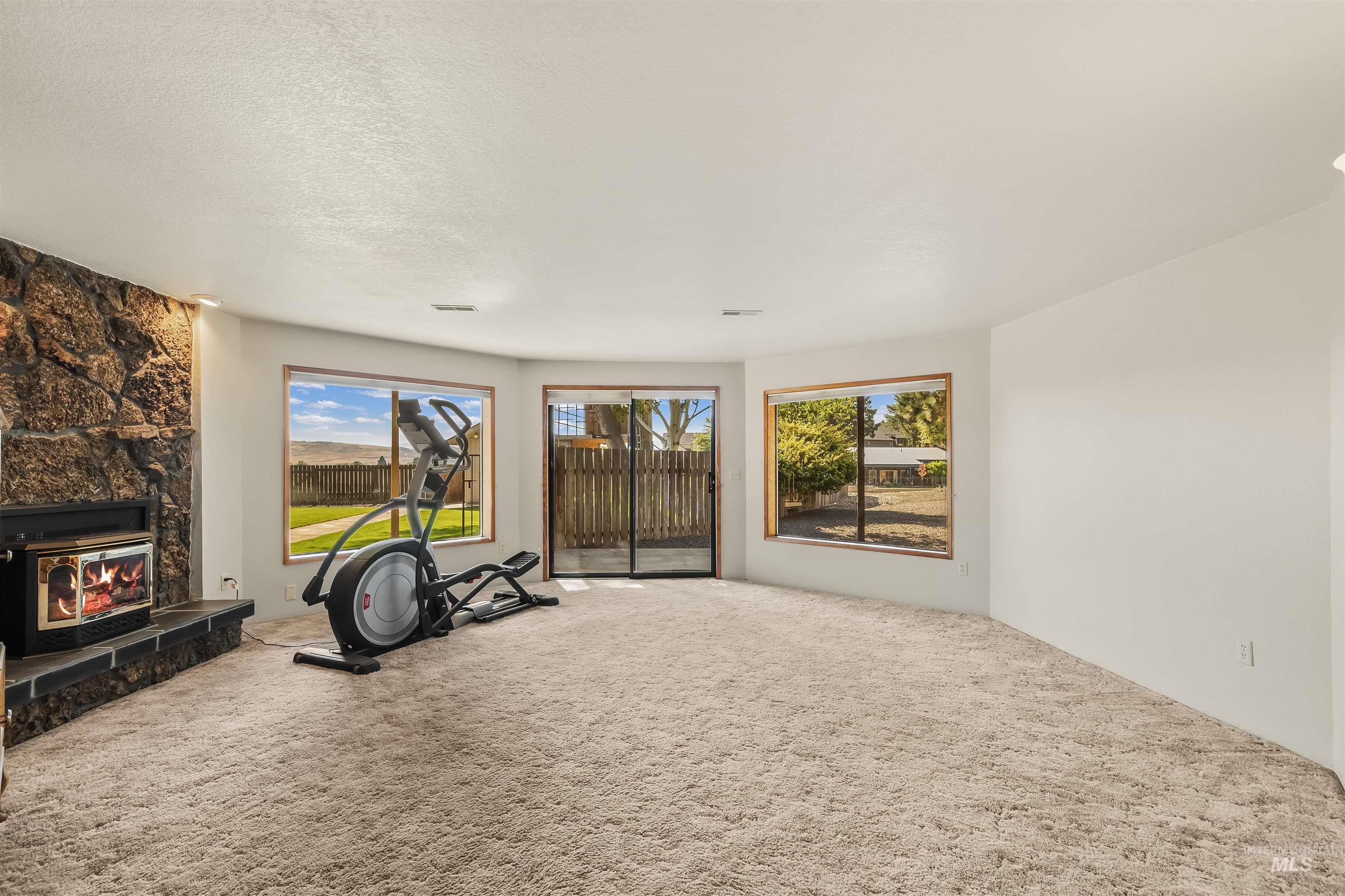 2036 Chukar Ln Property Photo 23