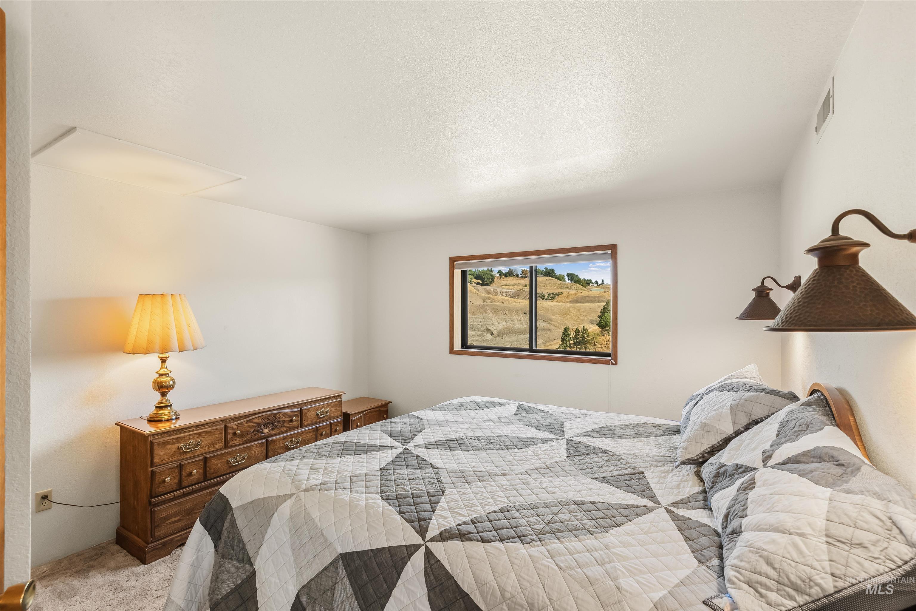 2036 Chukar Ln Property Photo 26
