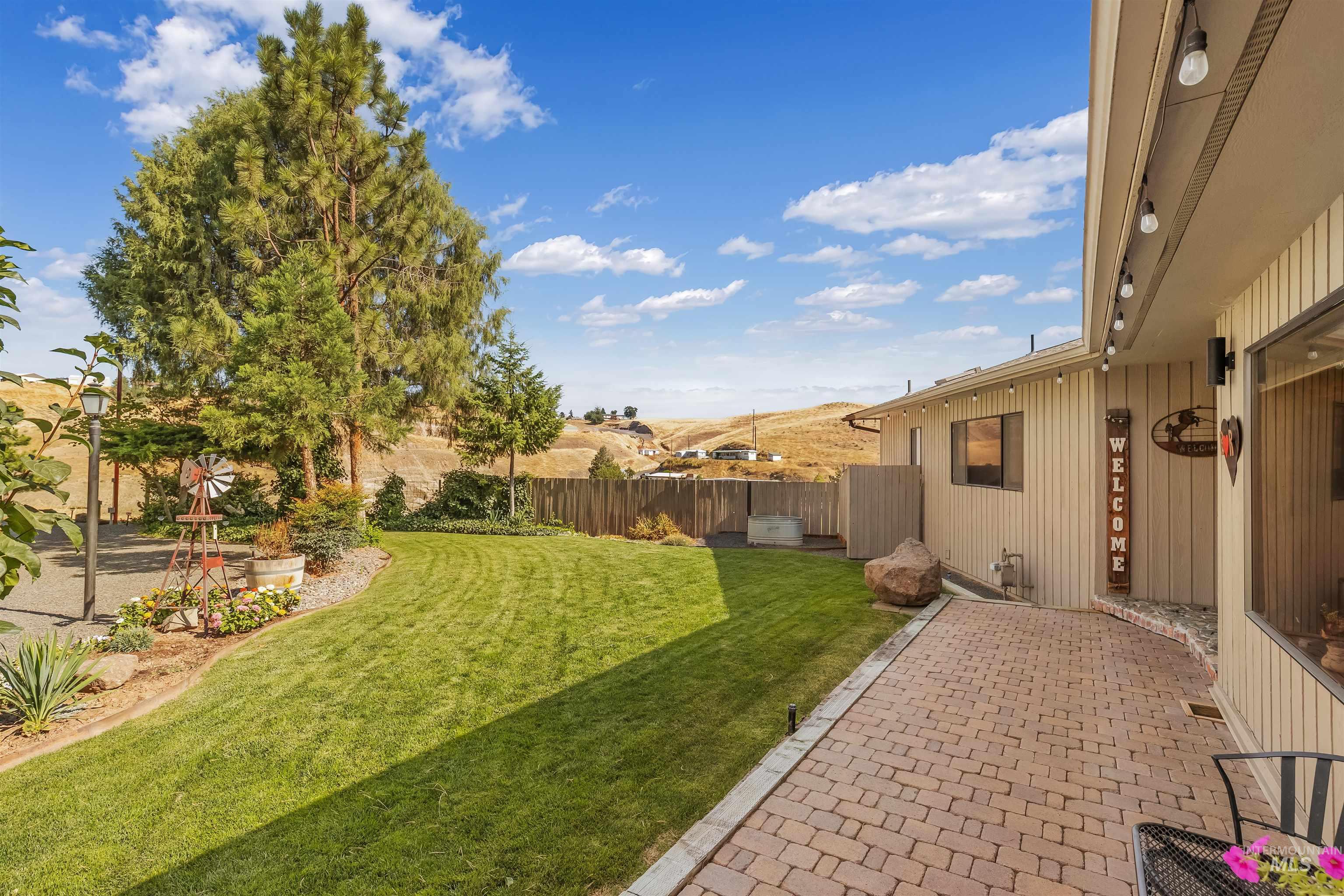 2036 Chukar Ln Property Photo 27
