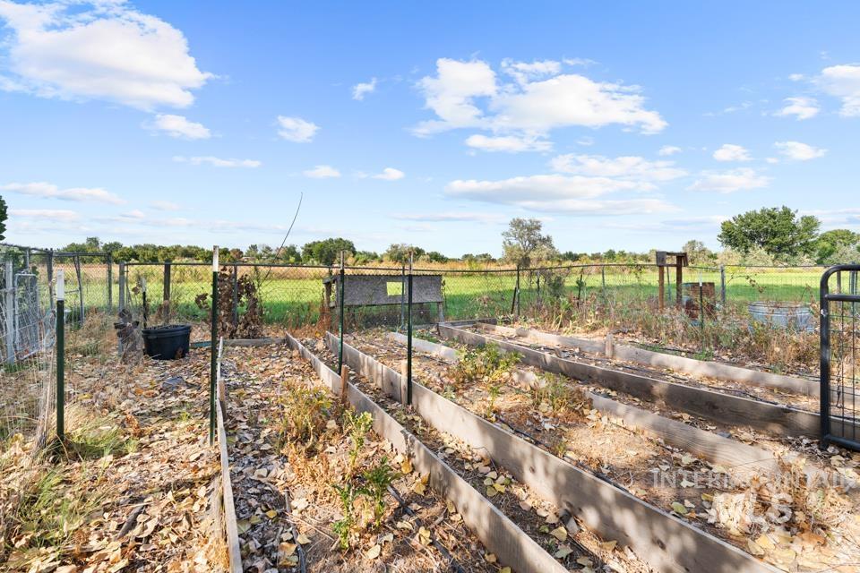 29976 Hexon Rd Property Photo 40