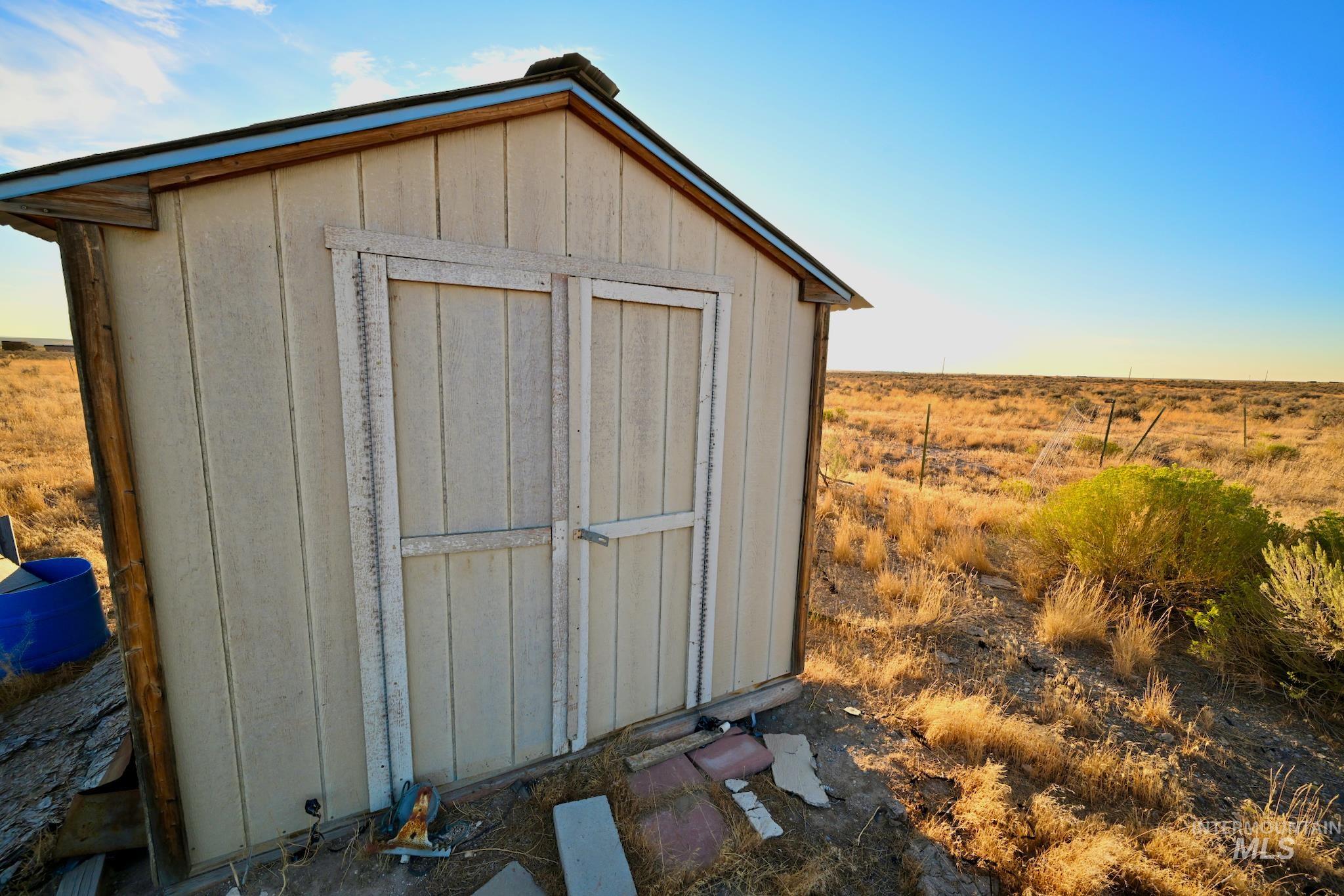 2050 N 2300 E Property Photo 13