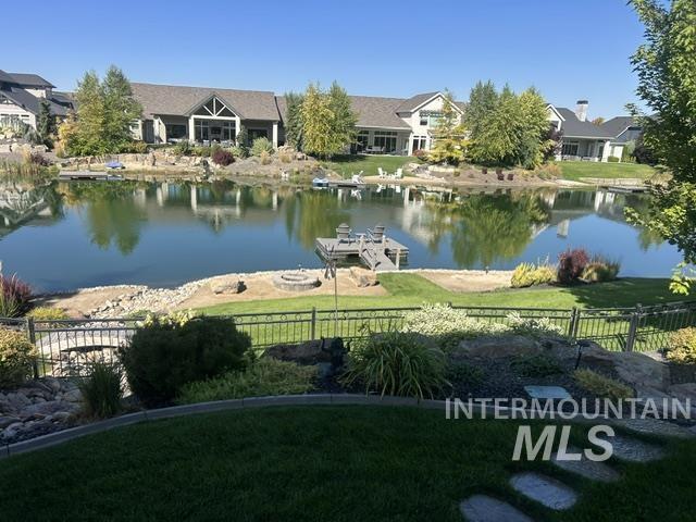 1059 N Luge Ave Property Photo 6