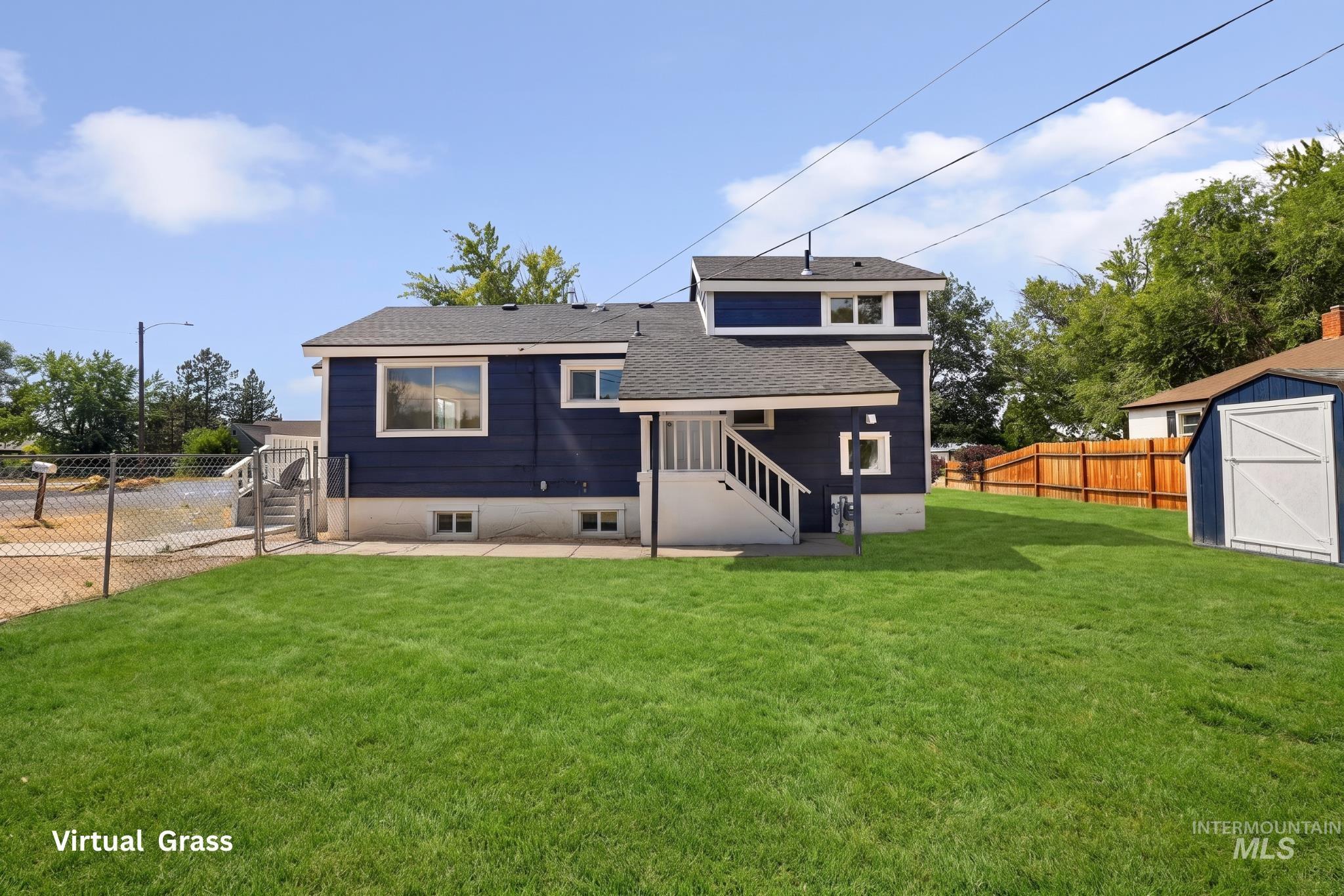 234 13th Ave W Property Photo 18