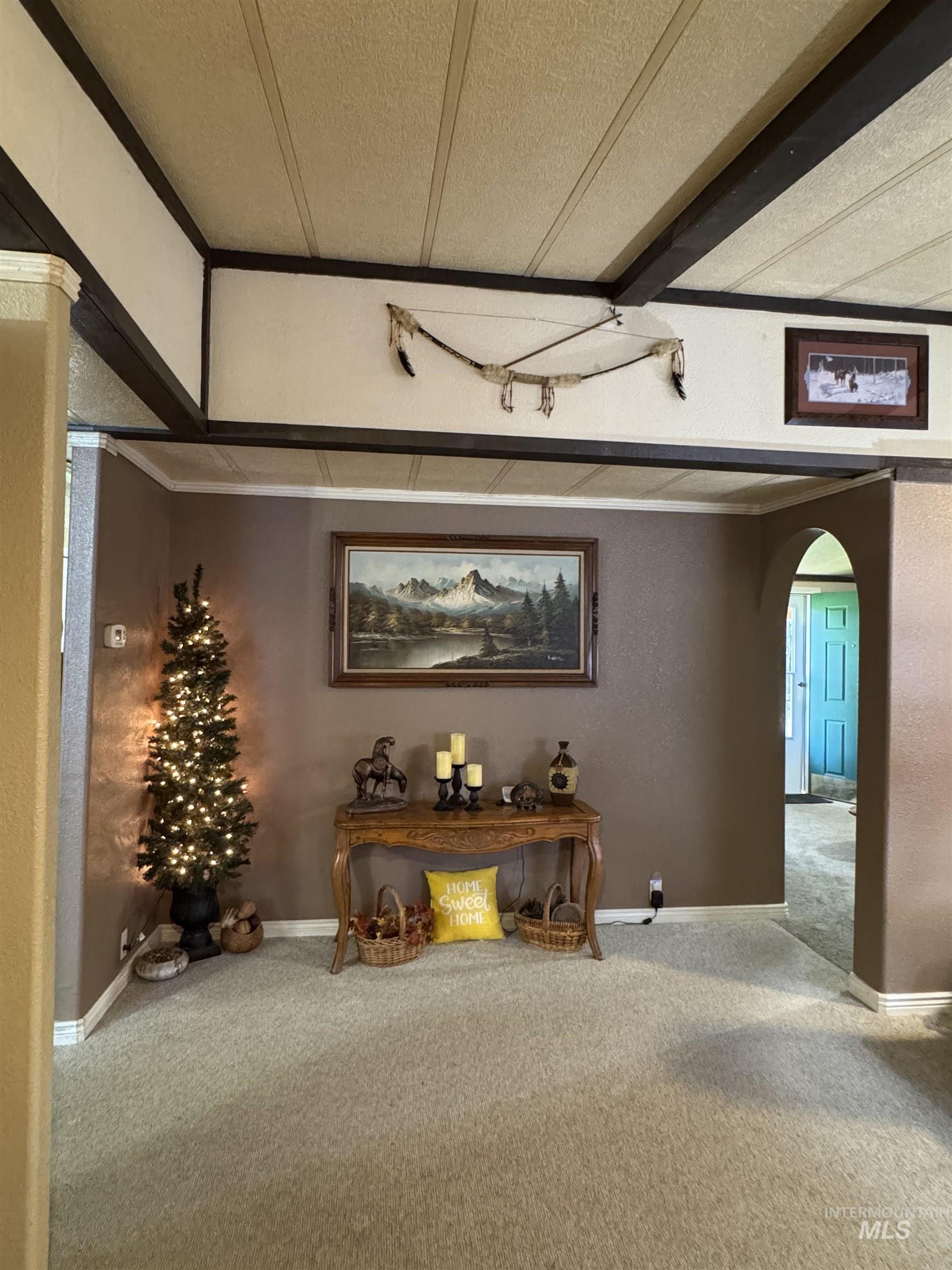 1200 Artesian Rd Property Photo 3