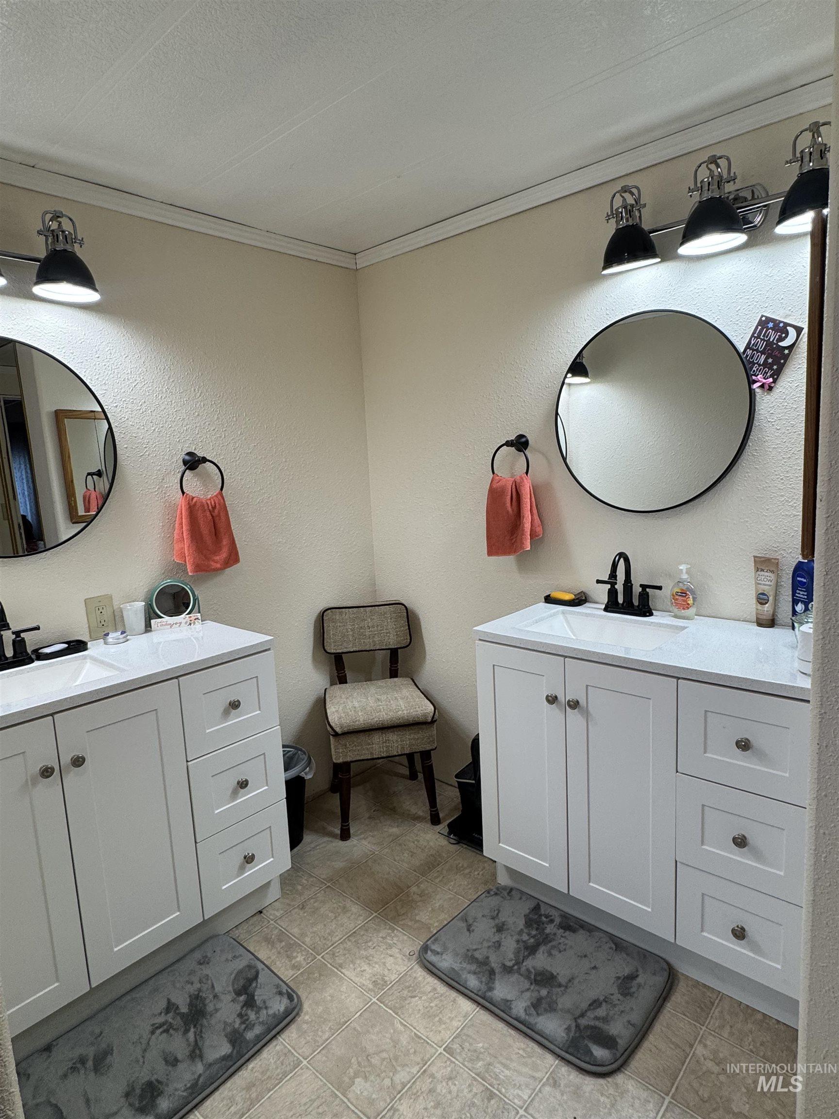 1200 Artesian Rd Property Photo 8