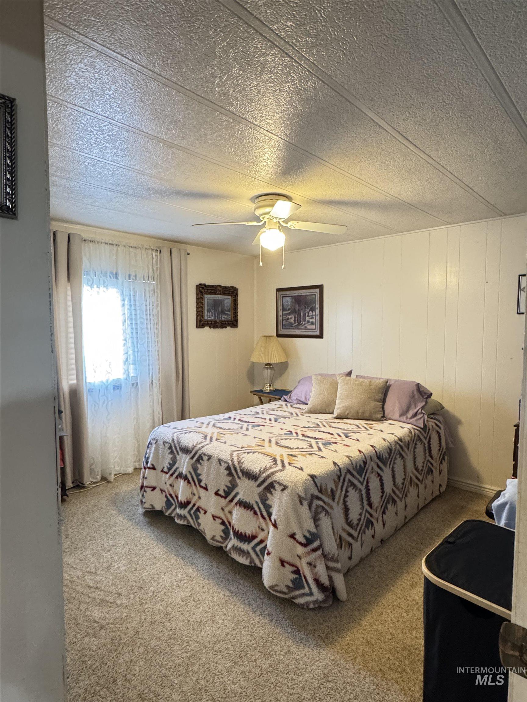 1200 Artesian Rd Property Photo 10
