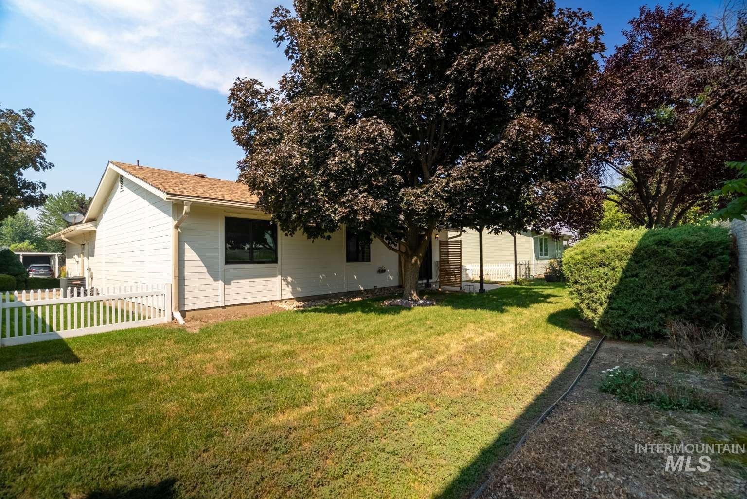 8325 Willowdale Dr Property Photo 7