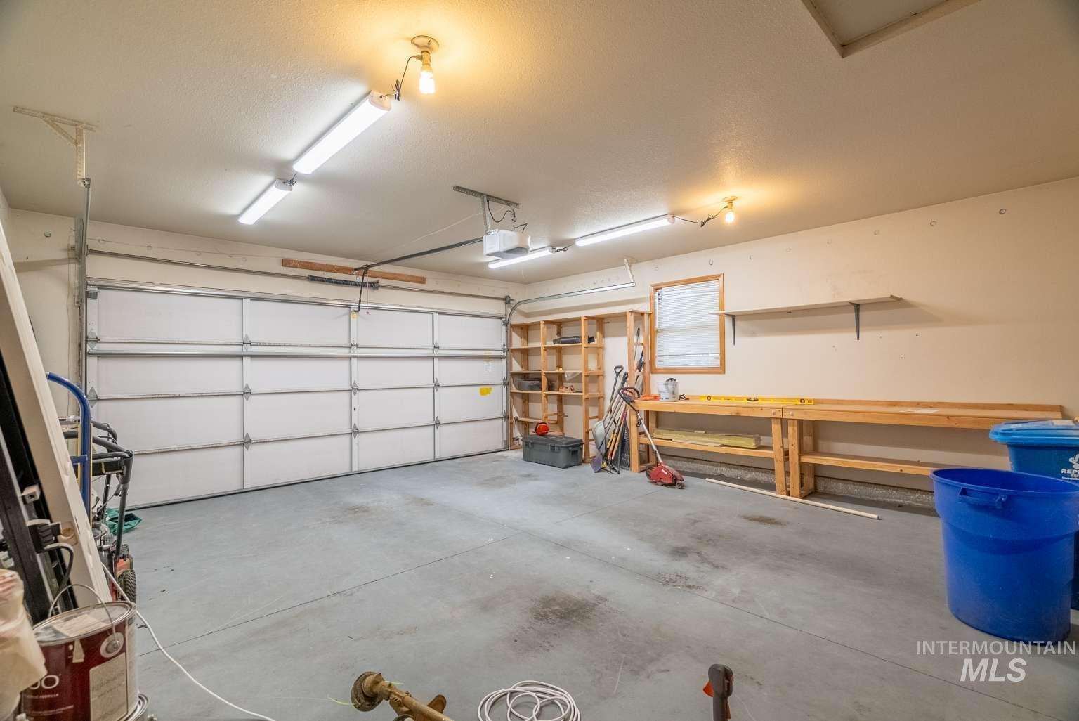 8325 Willowdale Dr Property Photo 25