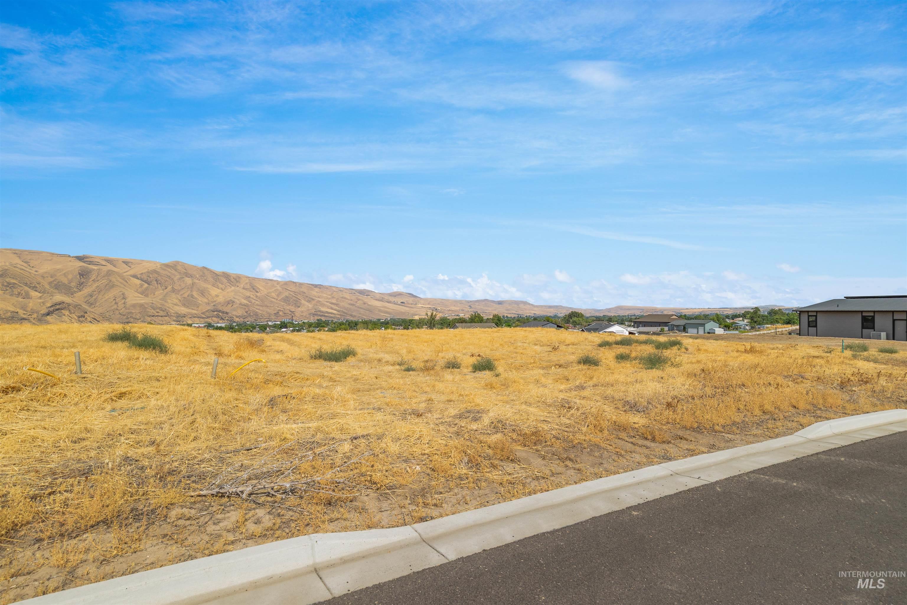 1686 Bennett Hill Drive Property Photo 1