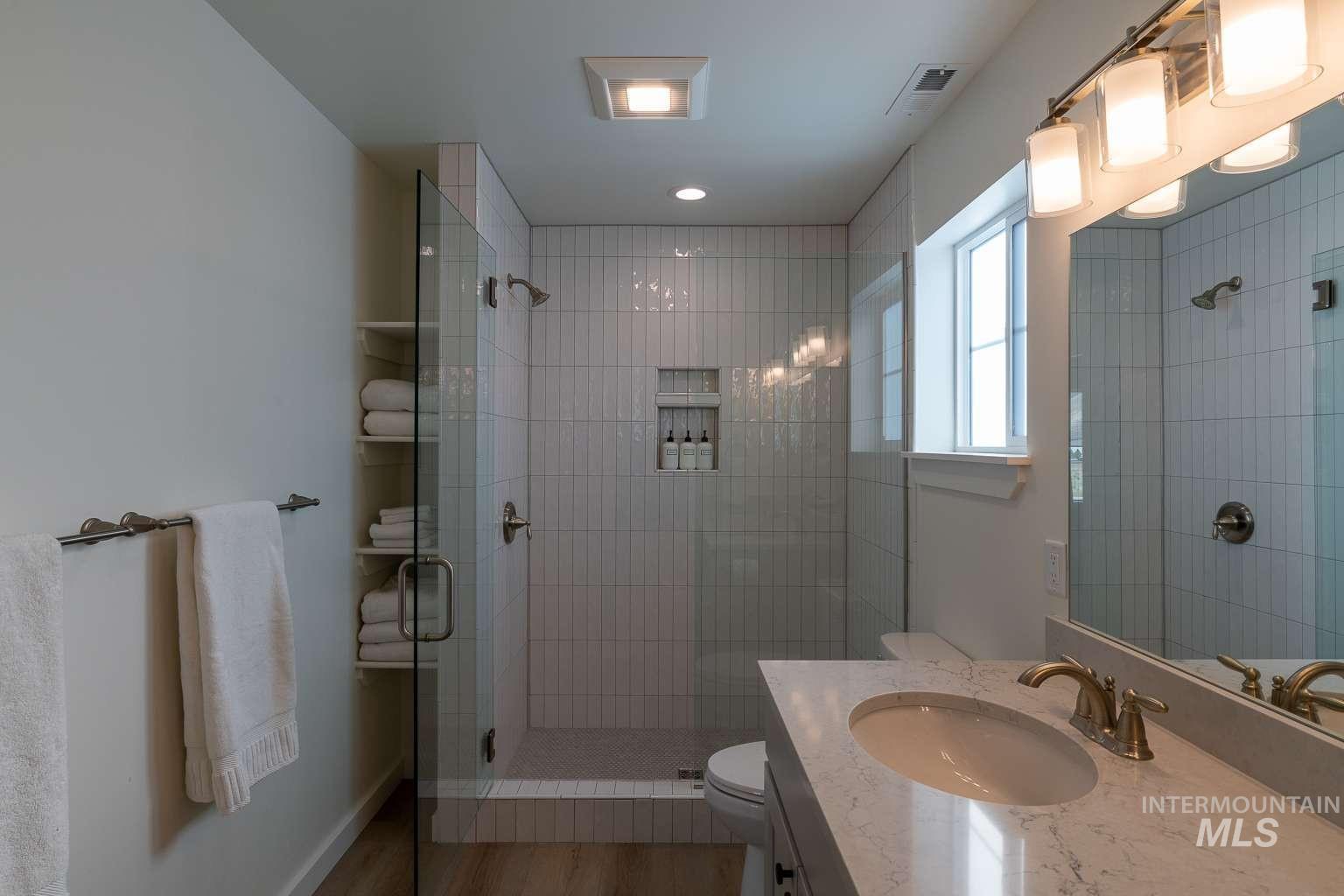 2468 Shenandoah Dr Property Photo 15