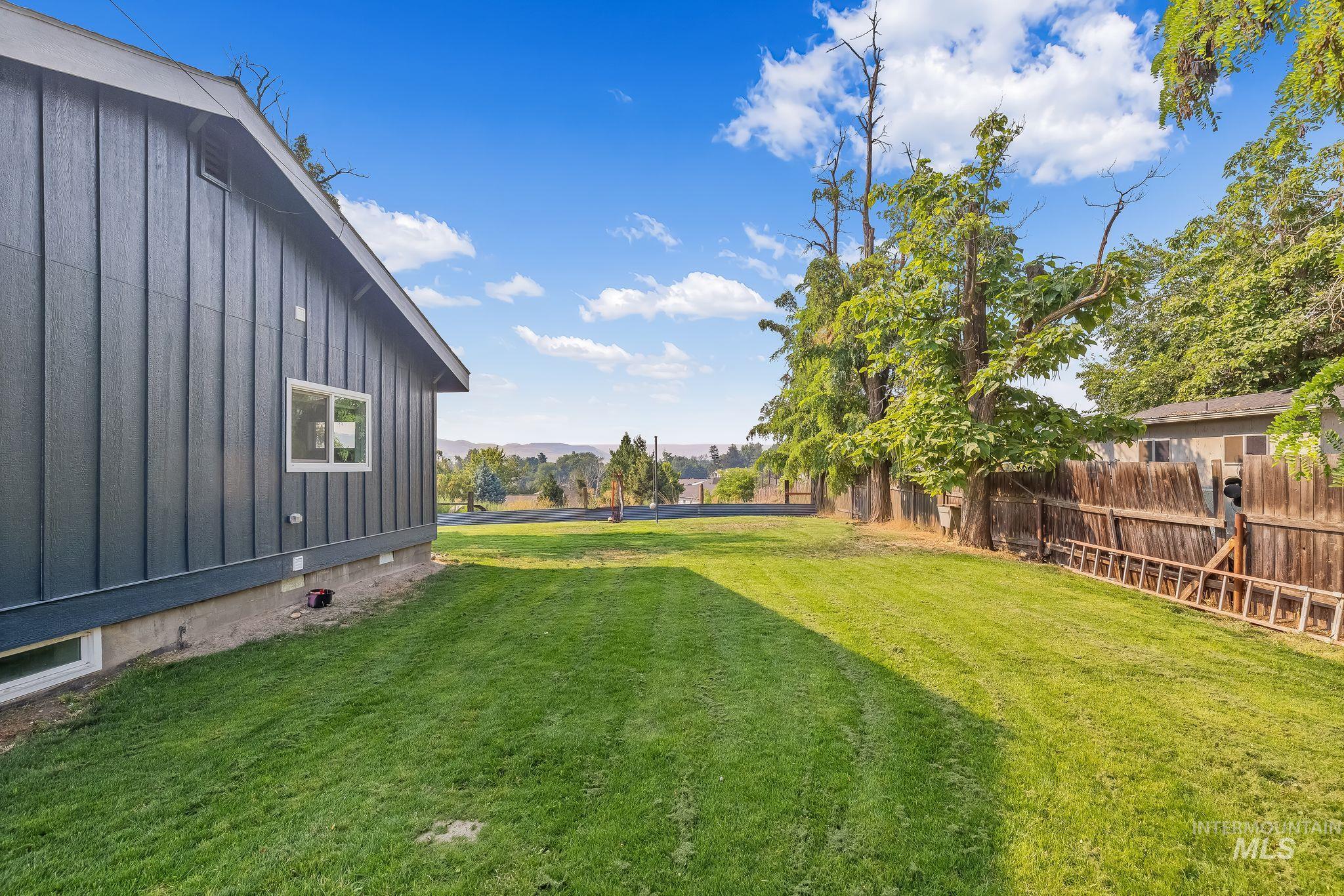 1011 20th Avenue Property Photo 5