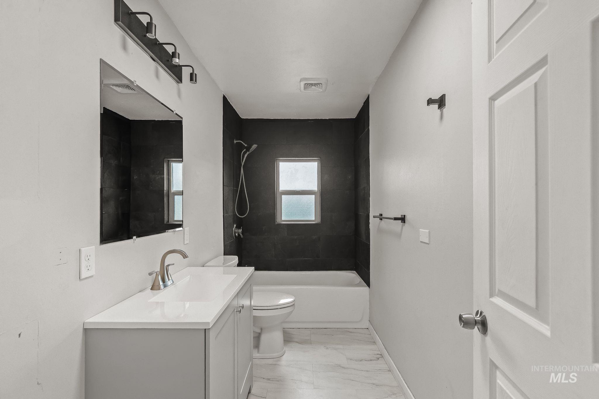 1011 20th Avenue Property Photo 27