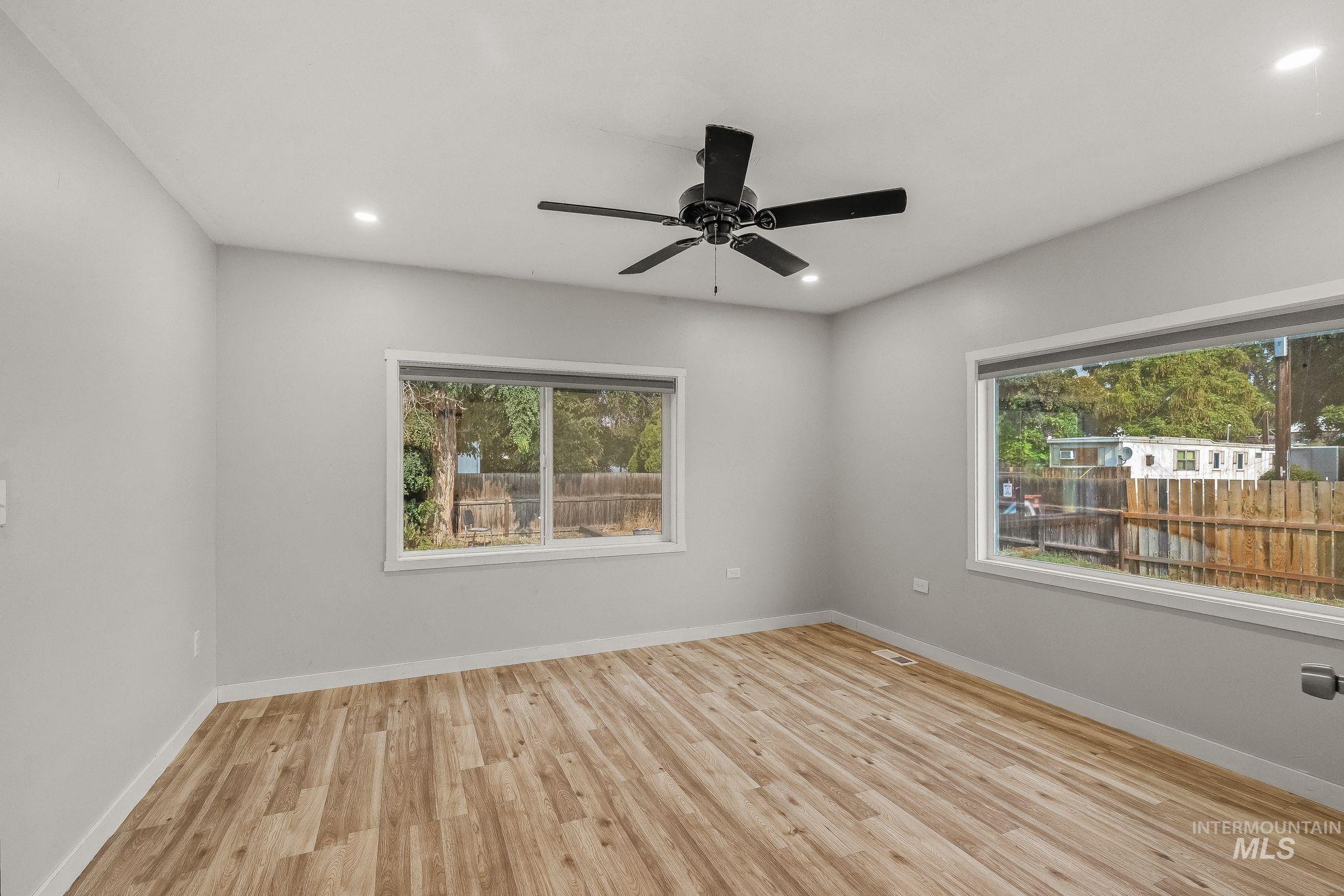 1011 20th Avenue Property Photo 30