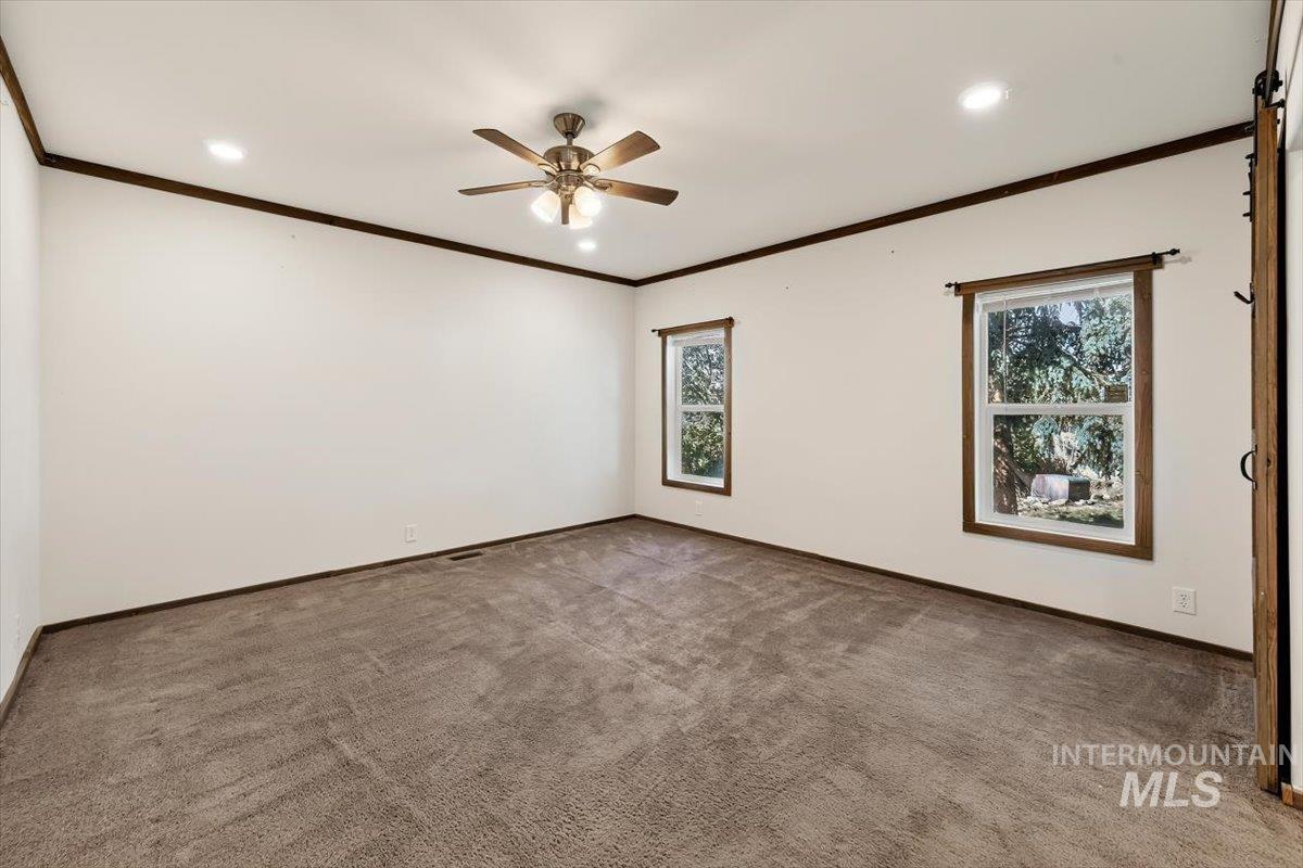 700 E Fairview Ave Spc 14 Property Photo 10