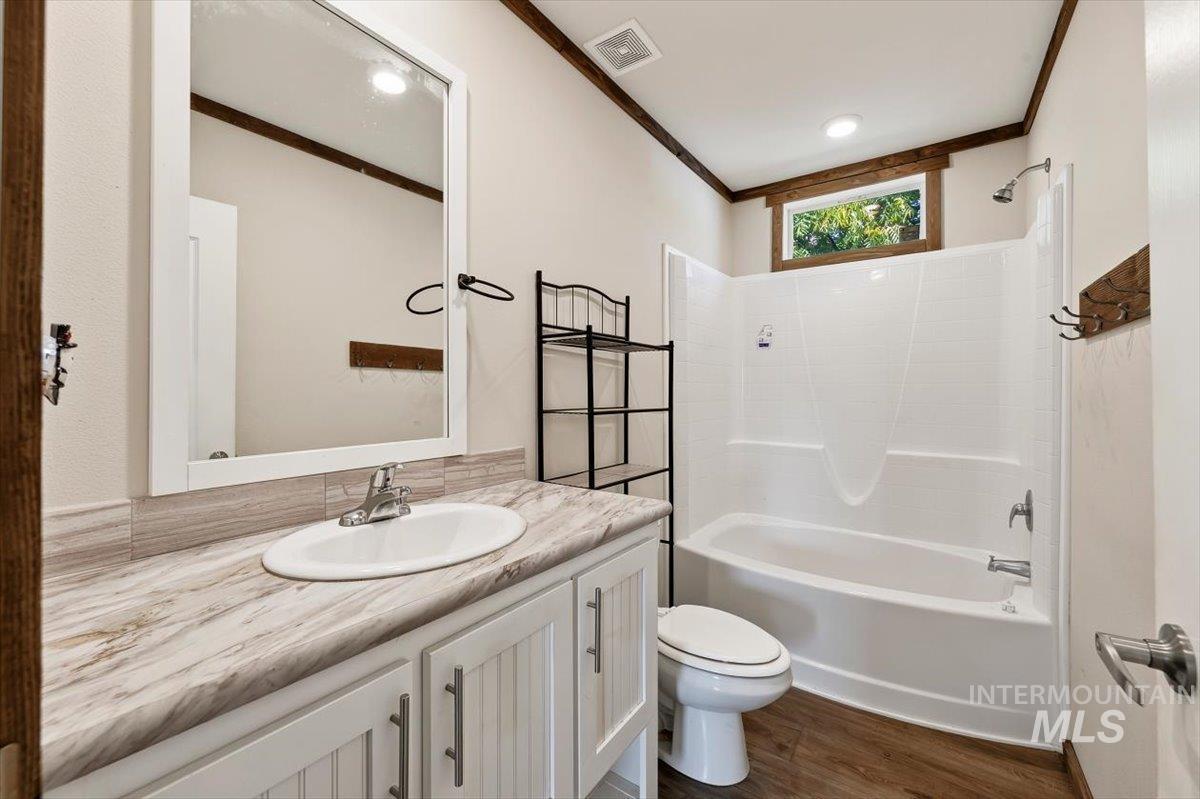 700 E Fairview Ave Spc 14 Property Photo 17