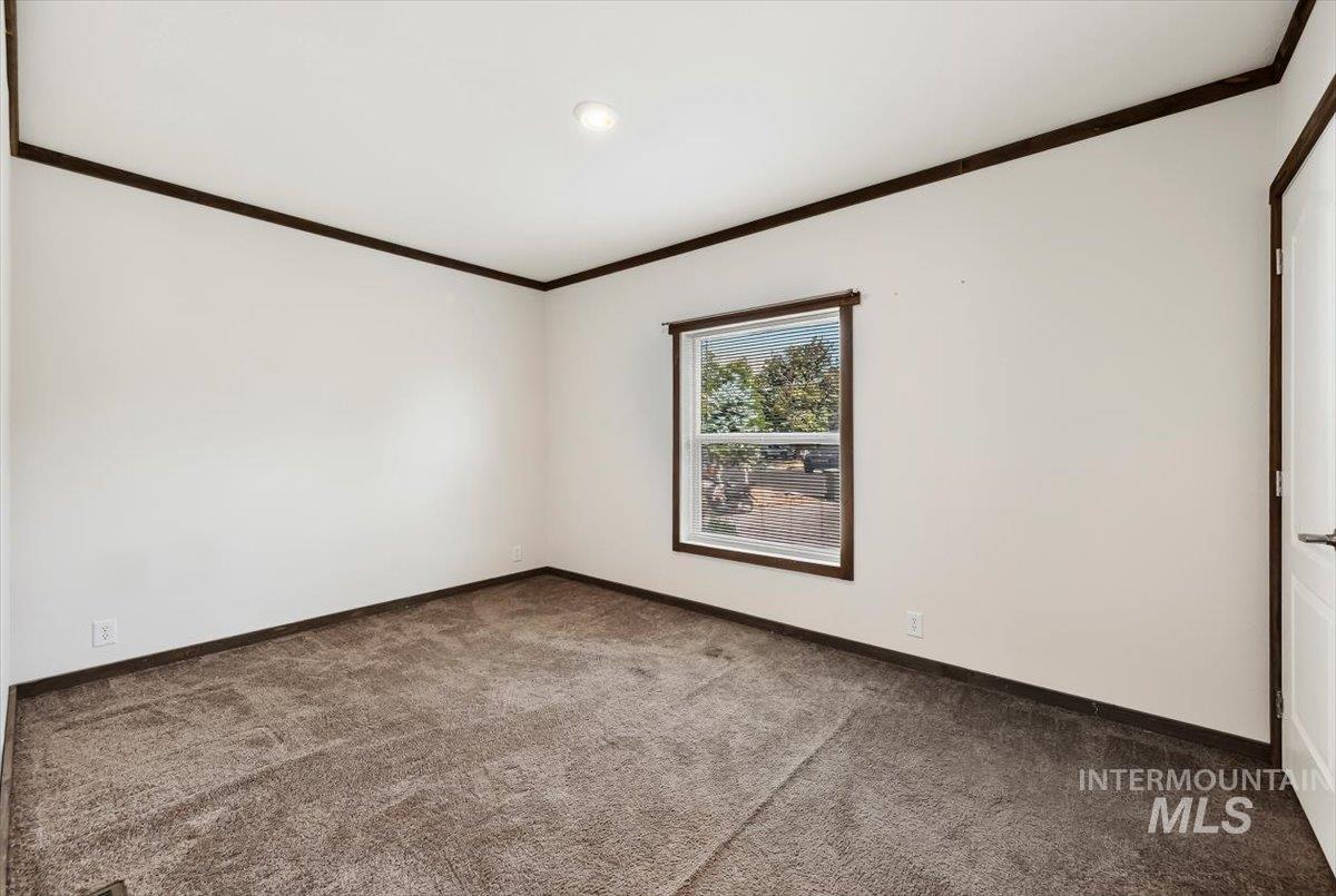 700 E Fairview Ave Spc 14 Property Photo 18