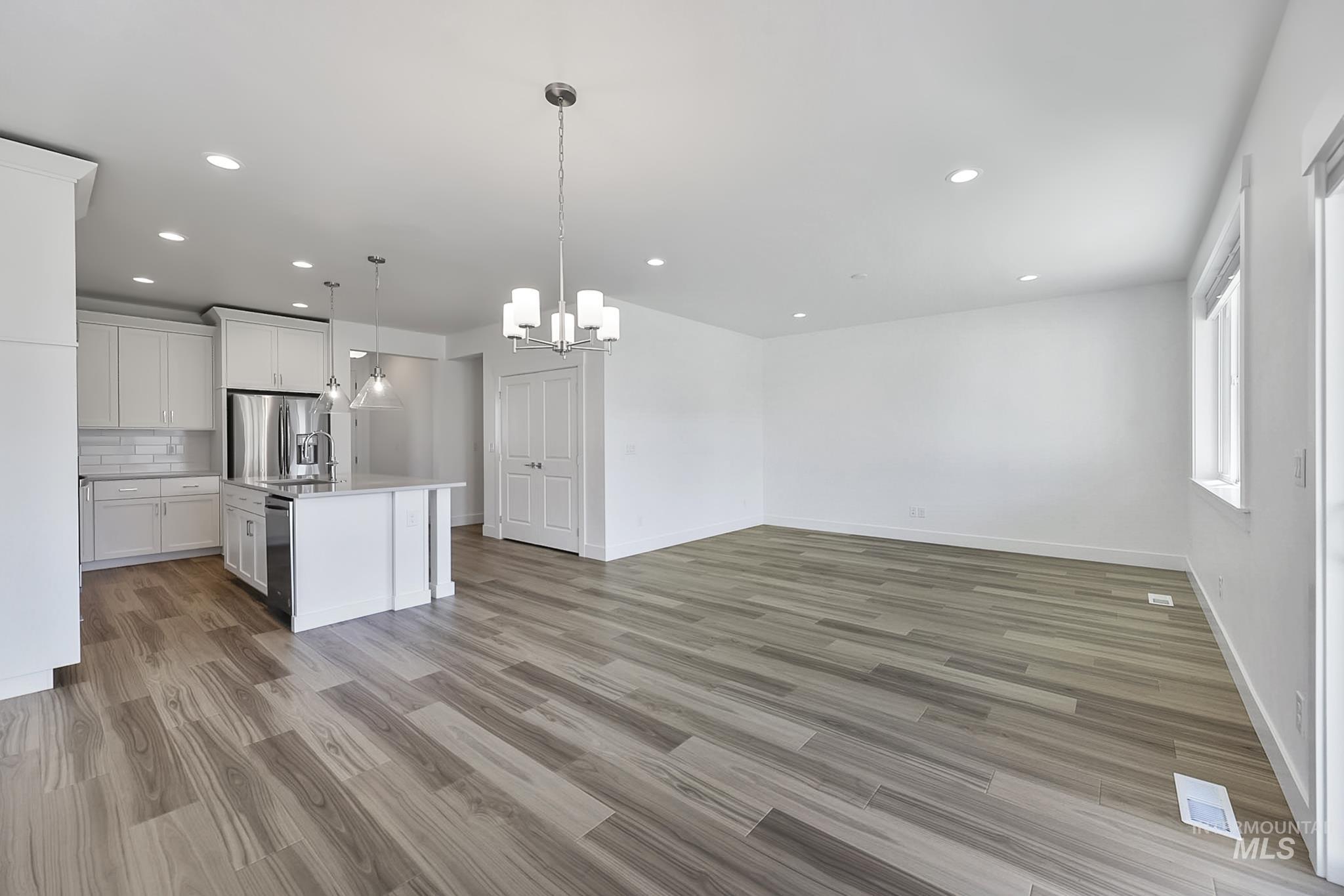 12627 W Teratai St Property Photo 15