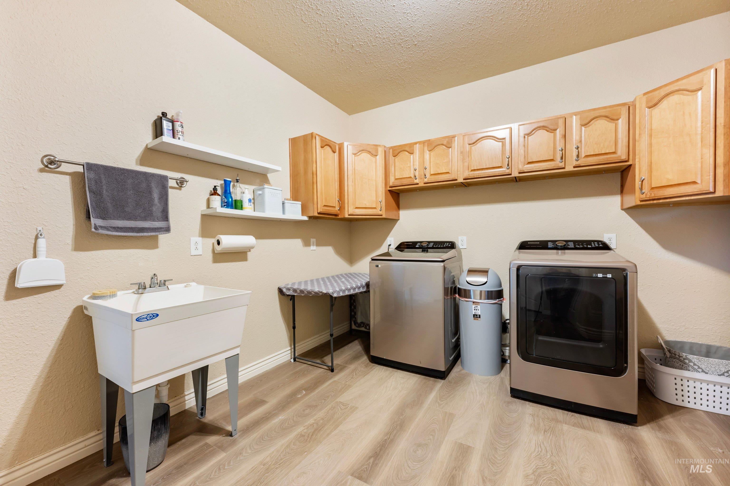 5530 E Tower Lane Property Photo 12
