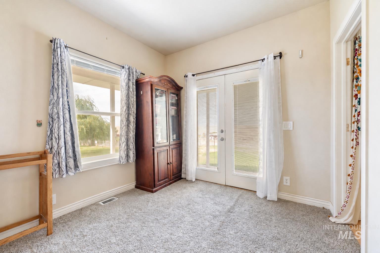 5530 E Tower Lane Property Photo 17