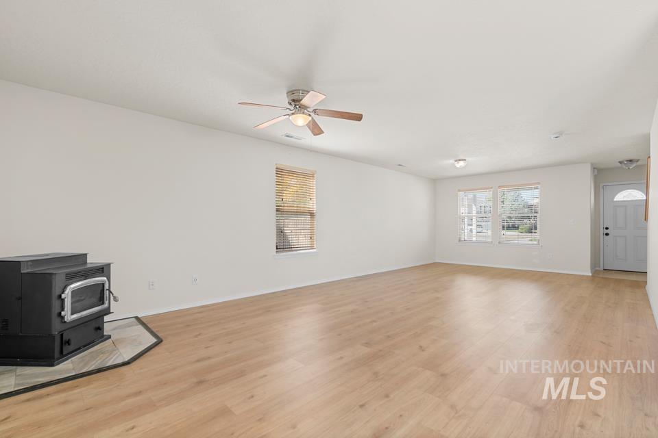 16346 Silver Creek Property Photo 7