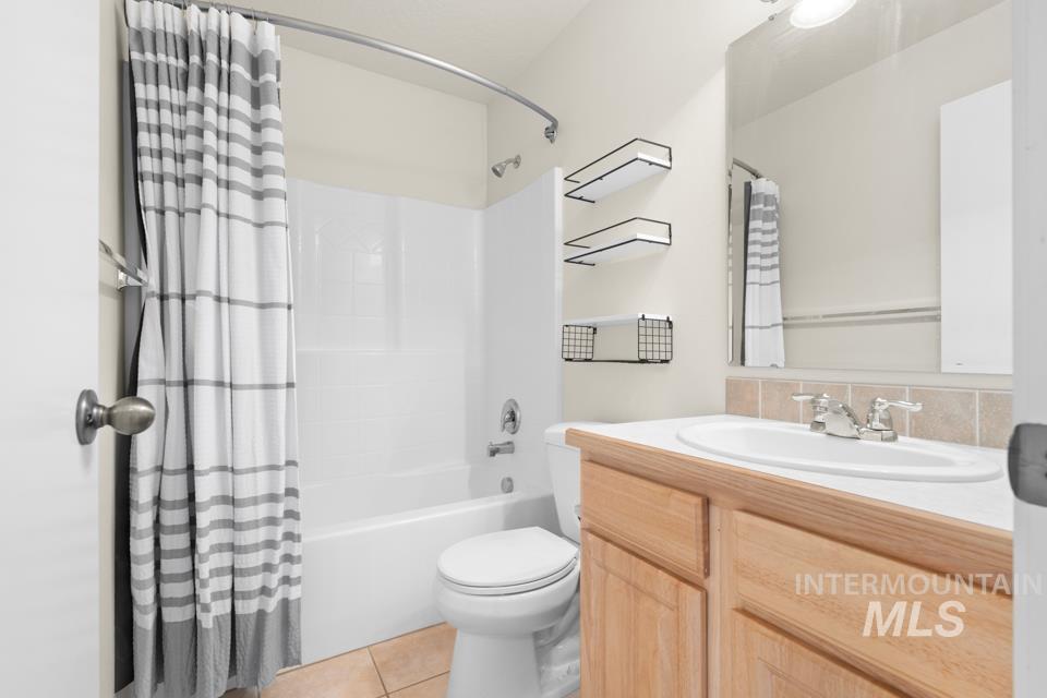 16346 Silver Creek Property Photo 21