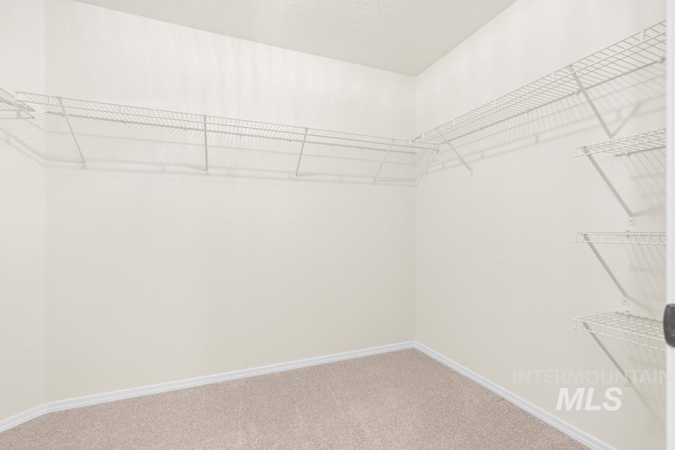 16346 Silver Creek Property Photo 27