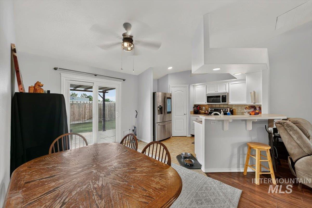 5308 Worth Way Property Photo 13