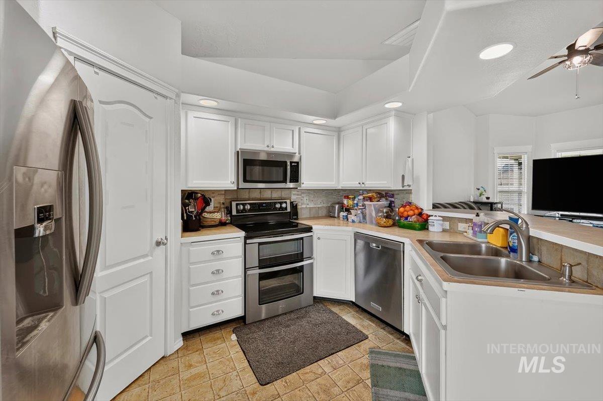 5308 Worth Way Property Photo 16