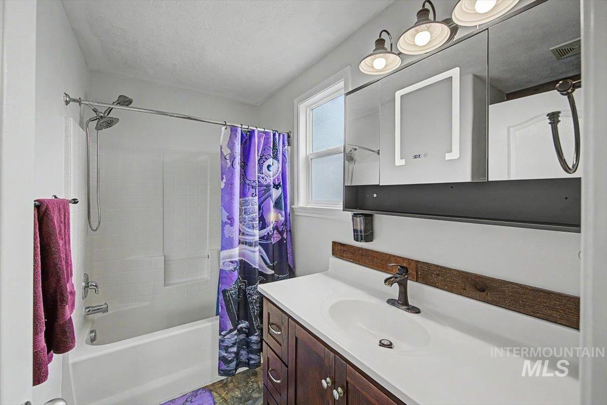 5308 Worth Way Property Photo 26
