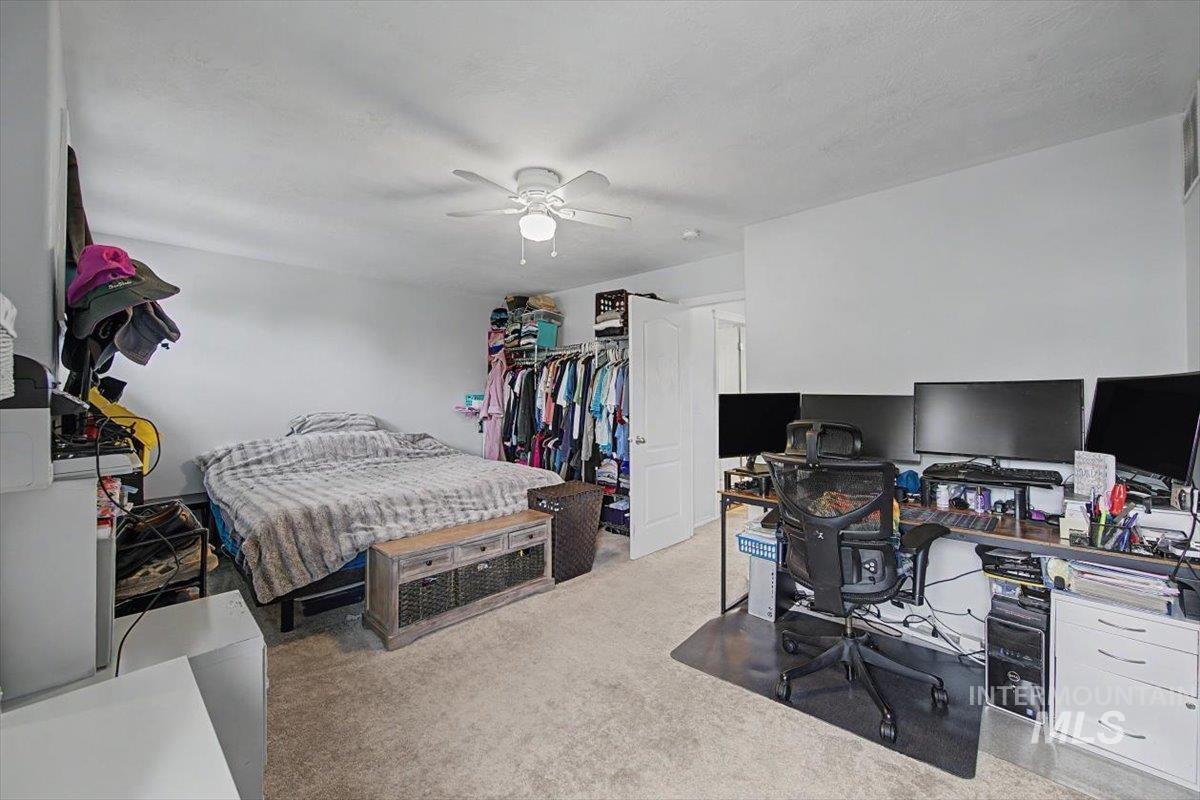 5308 Worth Way Property Photo 32