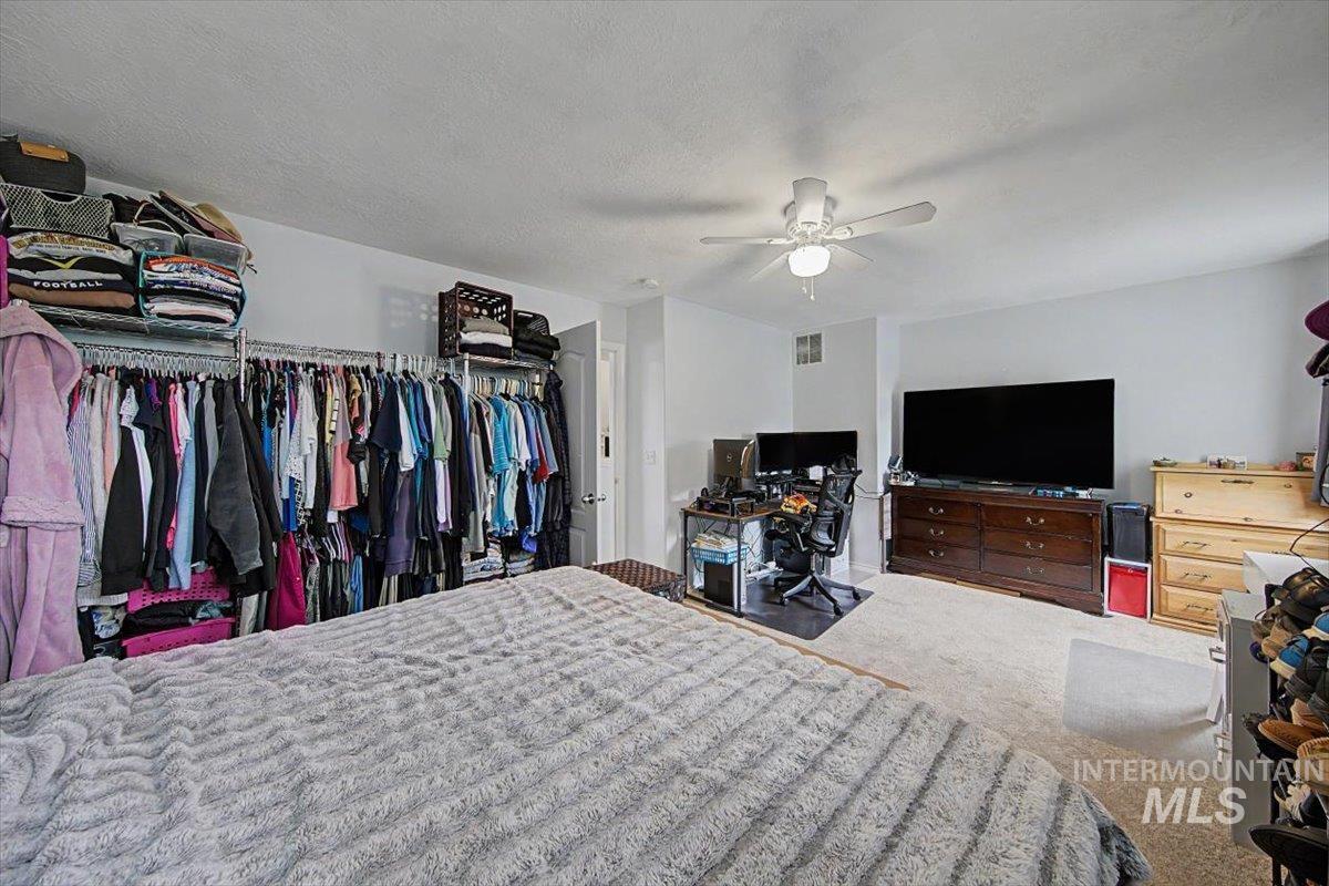 5308 Worth Way Property Photo 34
