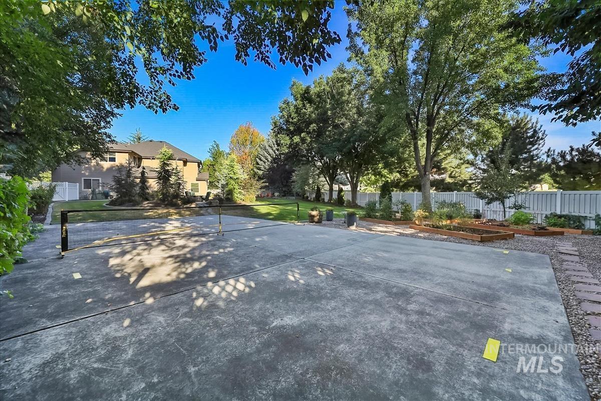 277 W Drift Stone Ct Property Photo 40