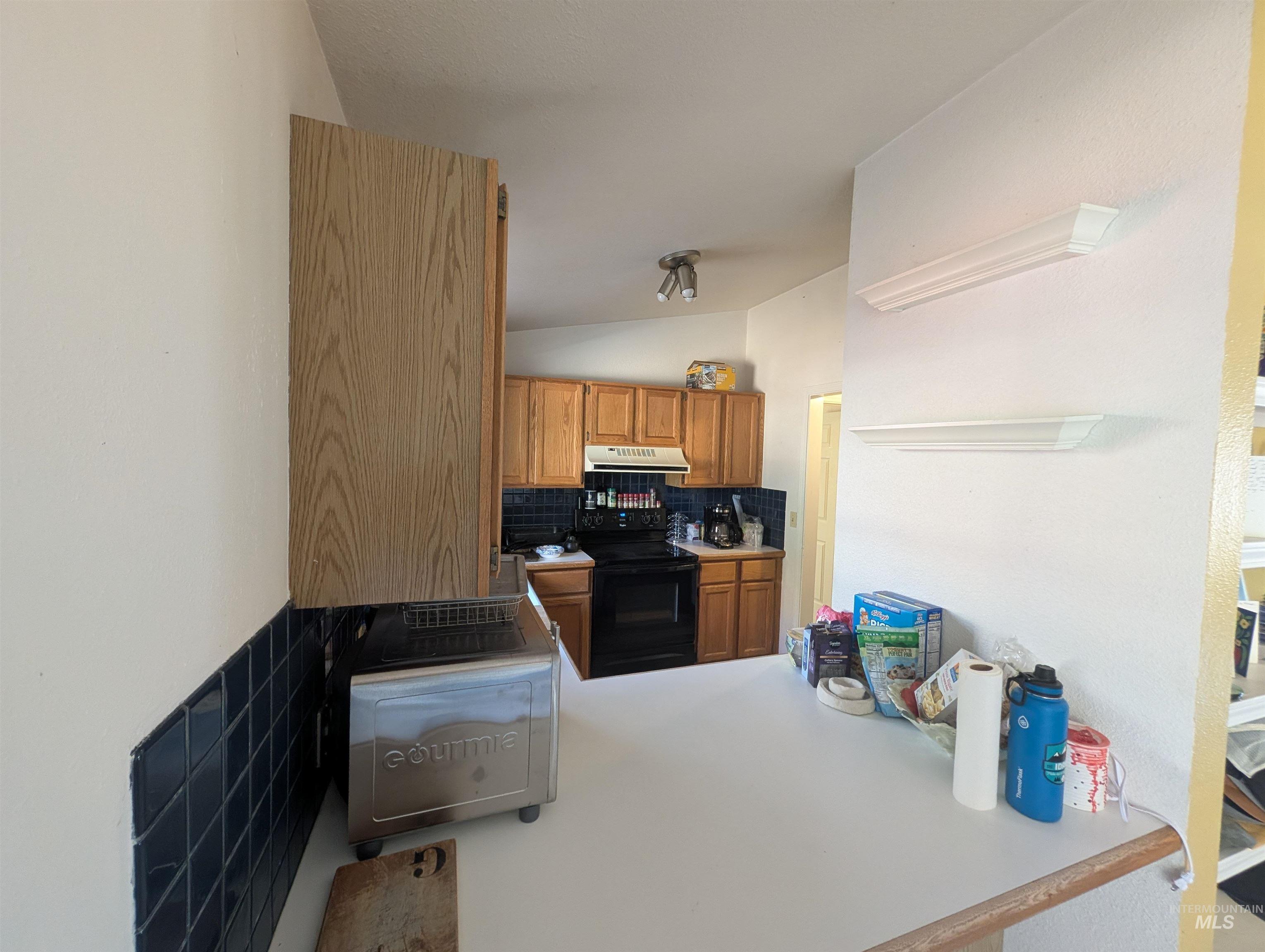 2238 N Siesta Way Property Photo 4