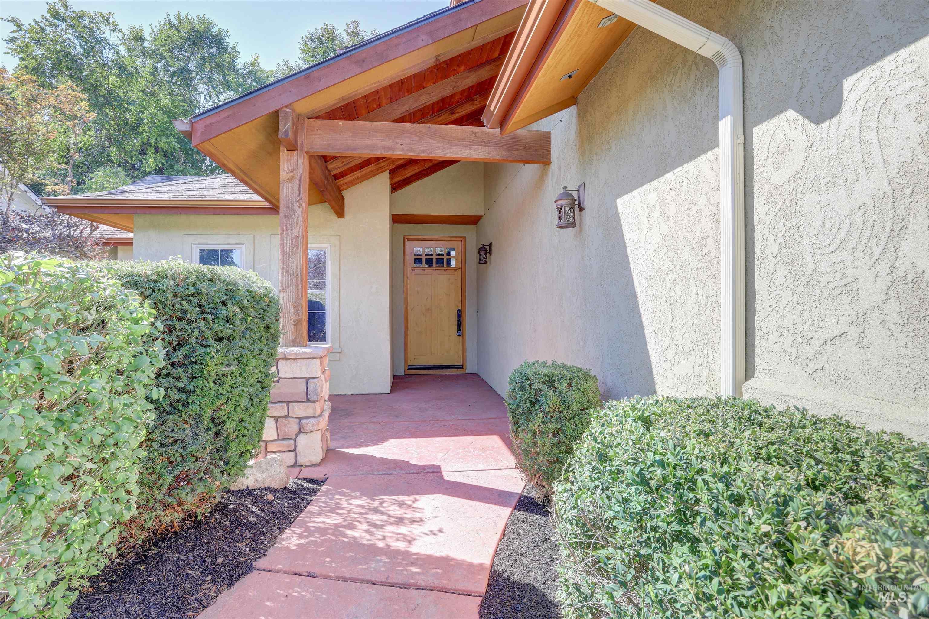 2517 E Nakano Dr Property Photo 5