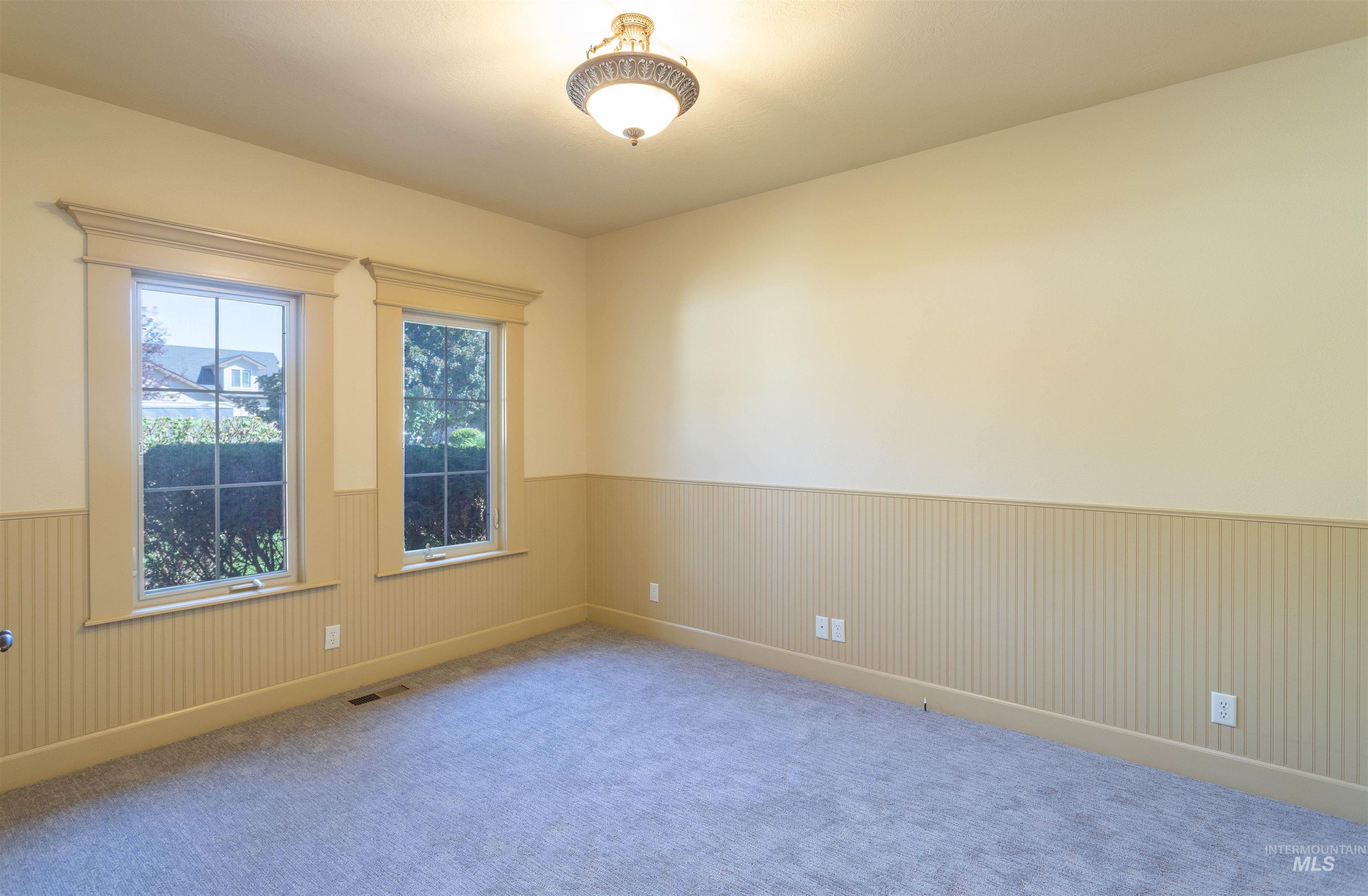2517 E Nakano Dr Property Photo 8