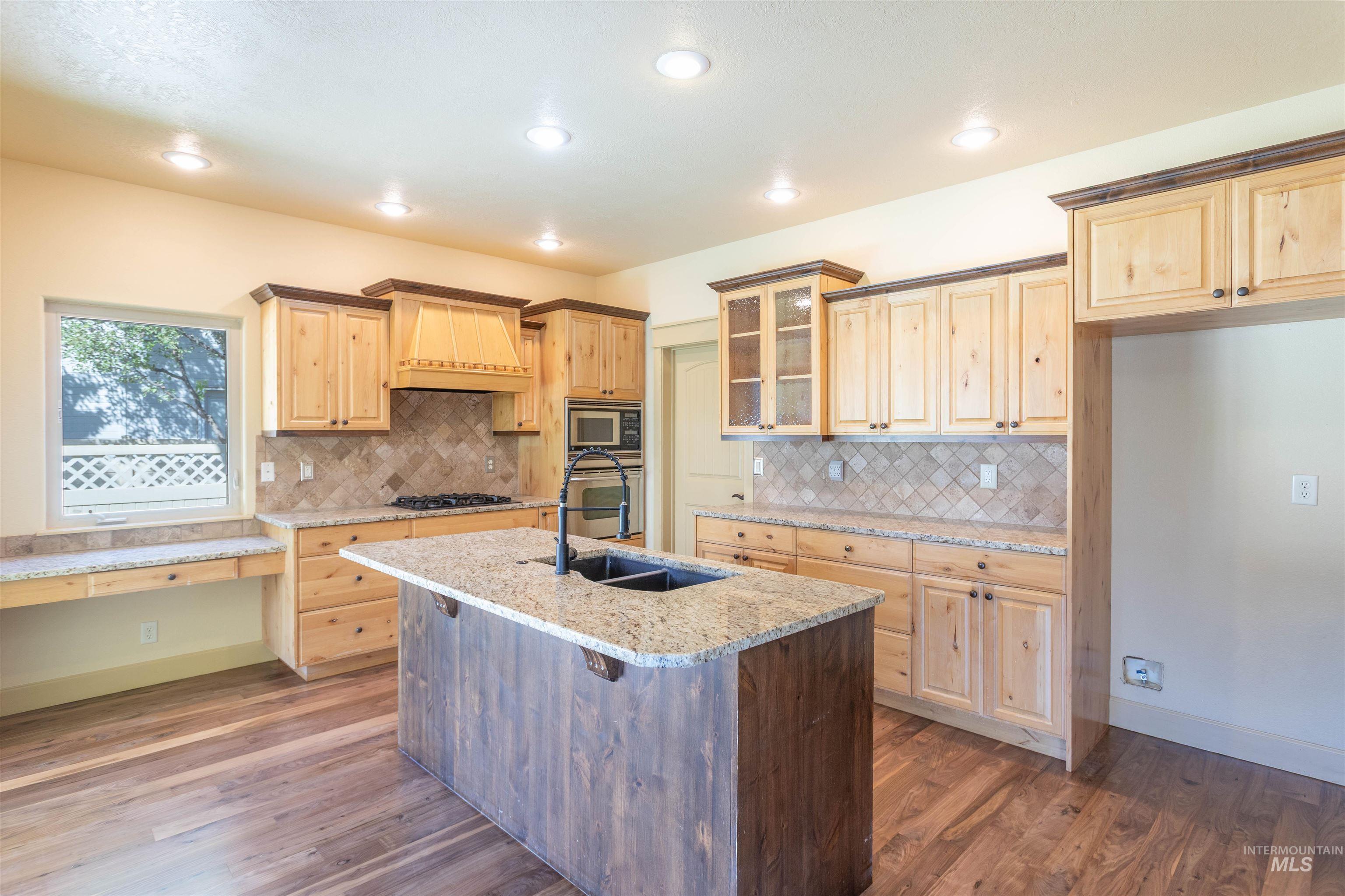 2517 E Nakano Dr Property Photo 12