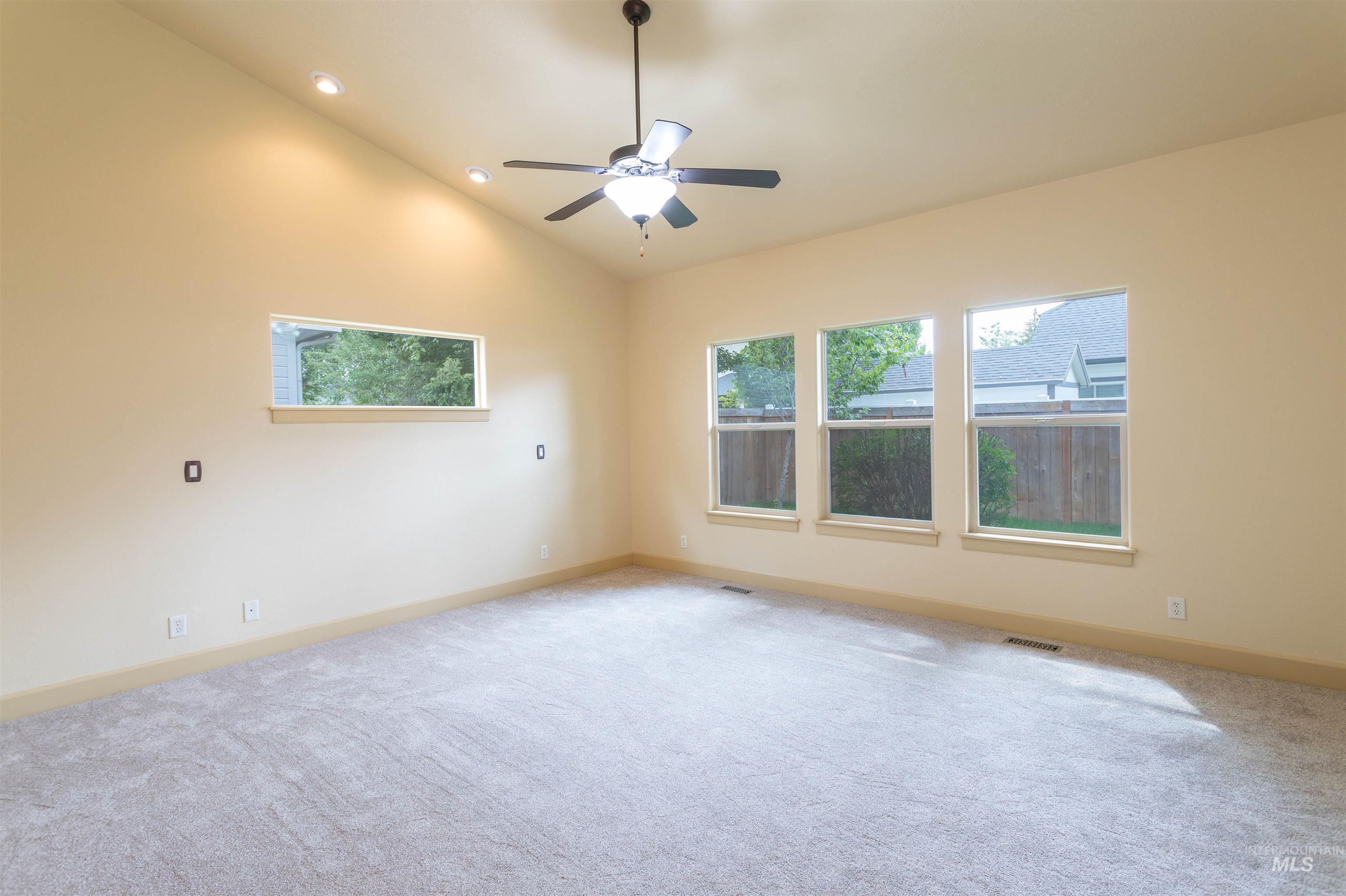 2517 E Nakano Dr Property Photo 18