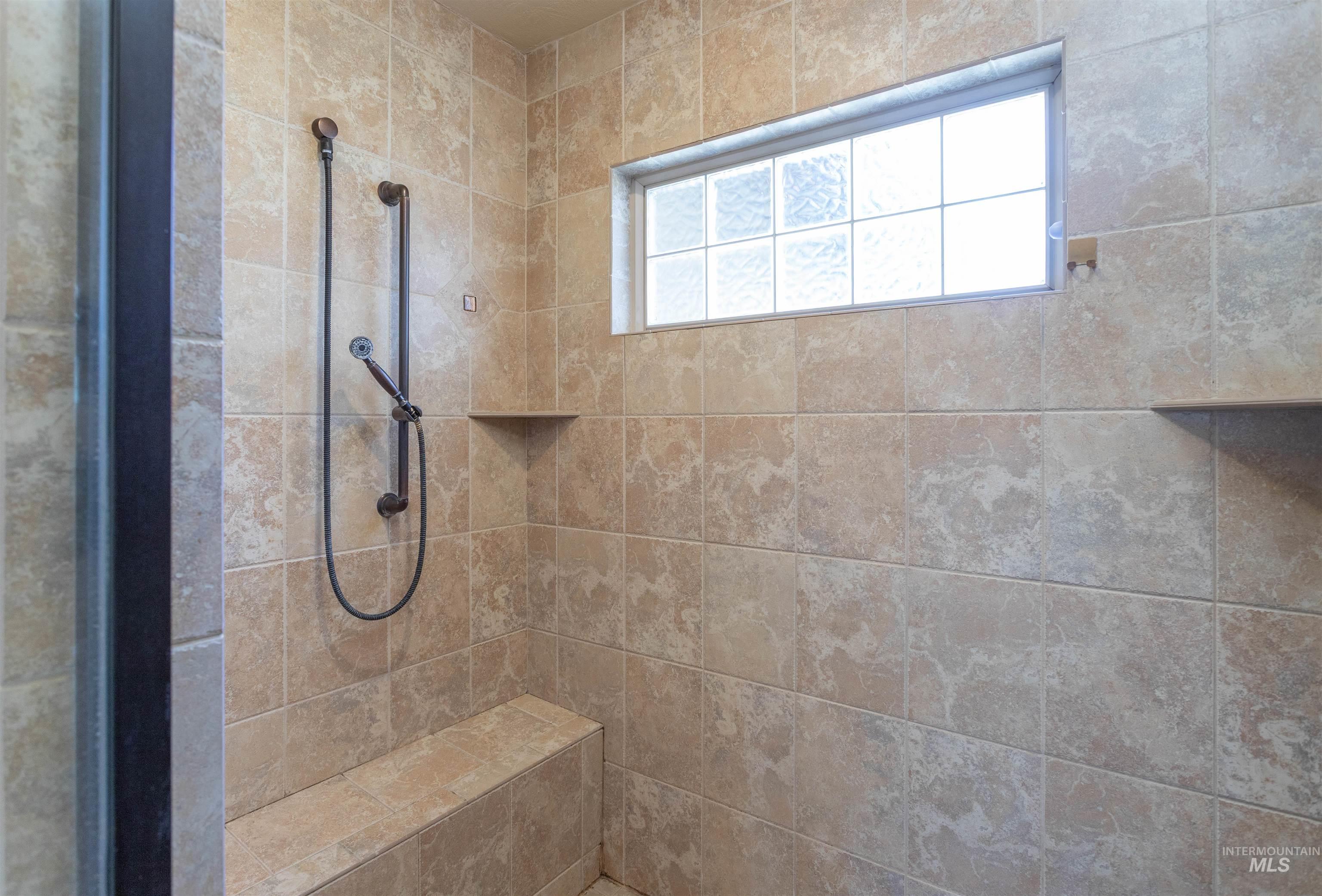 2517 E Nakano Dr Property Photo 20