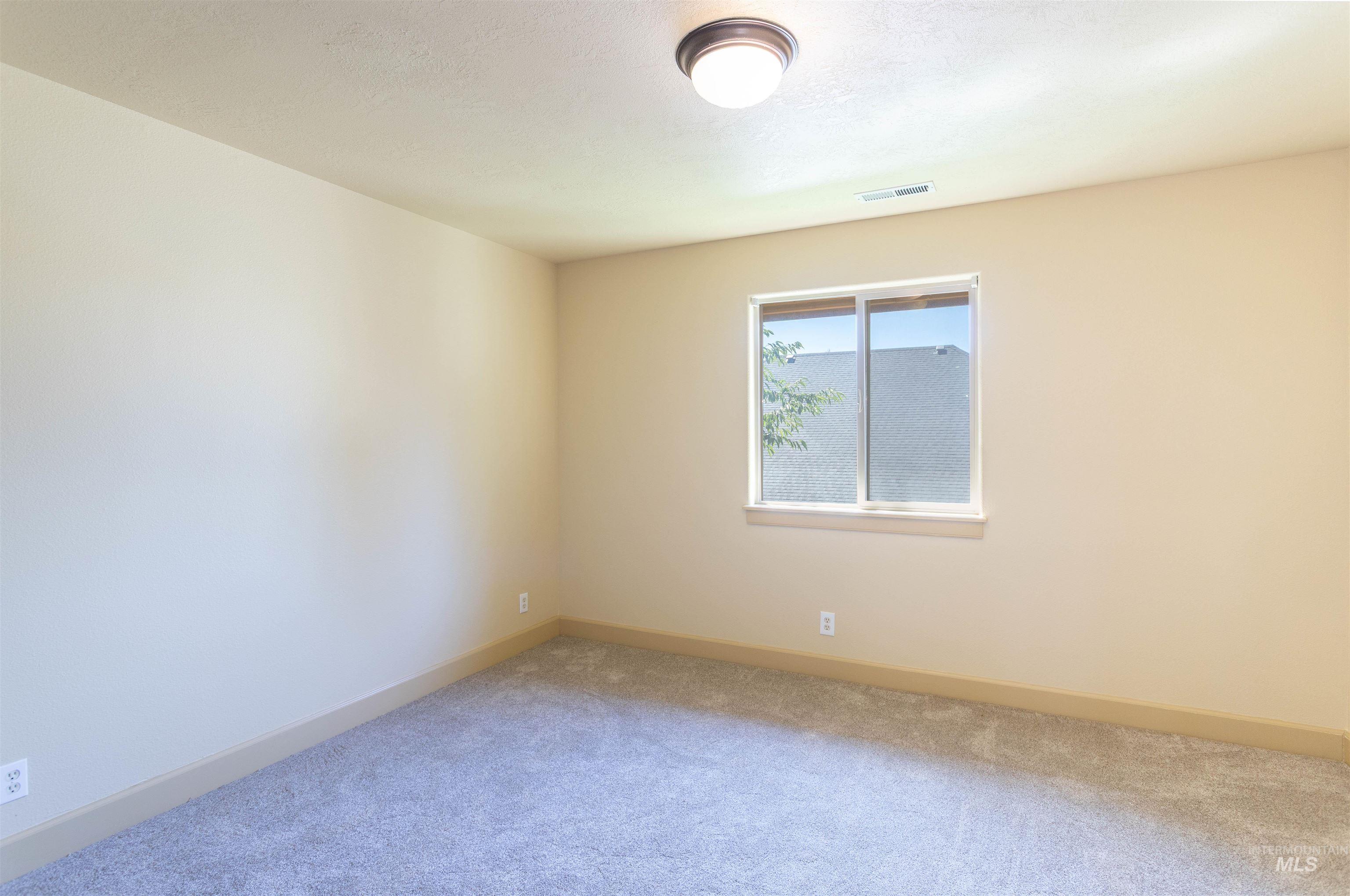 2517 E Nakano Dr Property Photo 29
