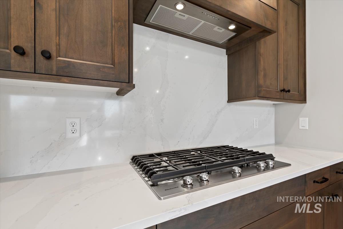 7353 Powell Pl. Property Photo 17