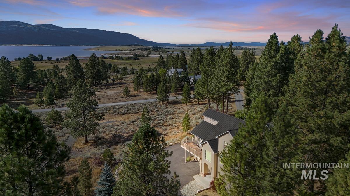 1610 Pine Lake Ranch Drive Property Photo 3
