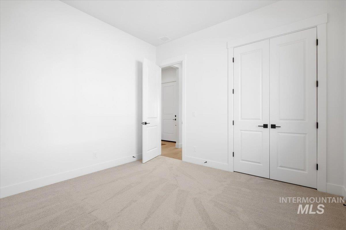 6734 W Sollas Dr Property Photo 27