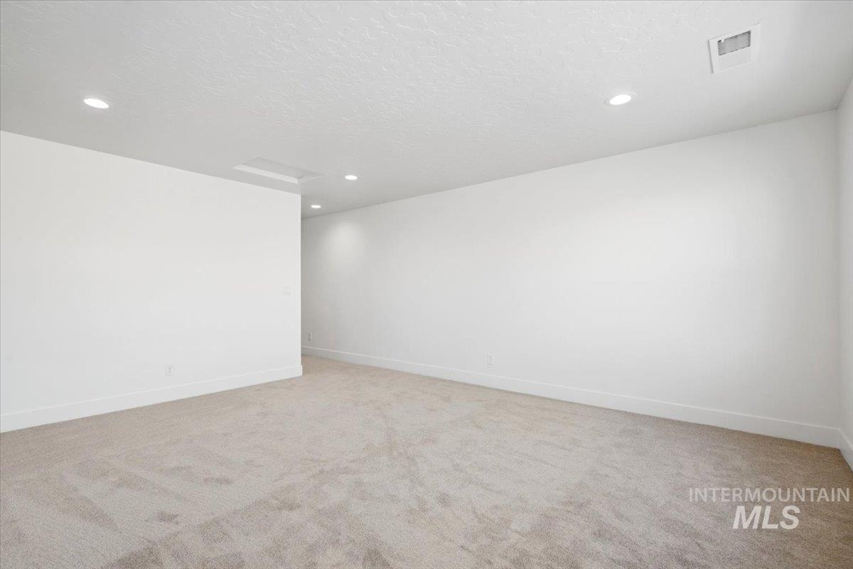 6734 W Sollas Dr Property Photo 32