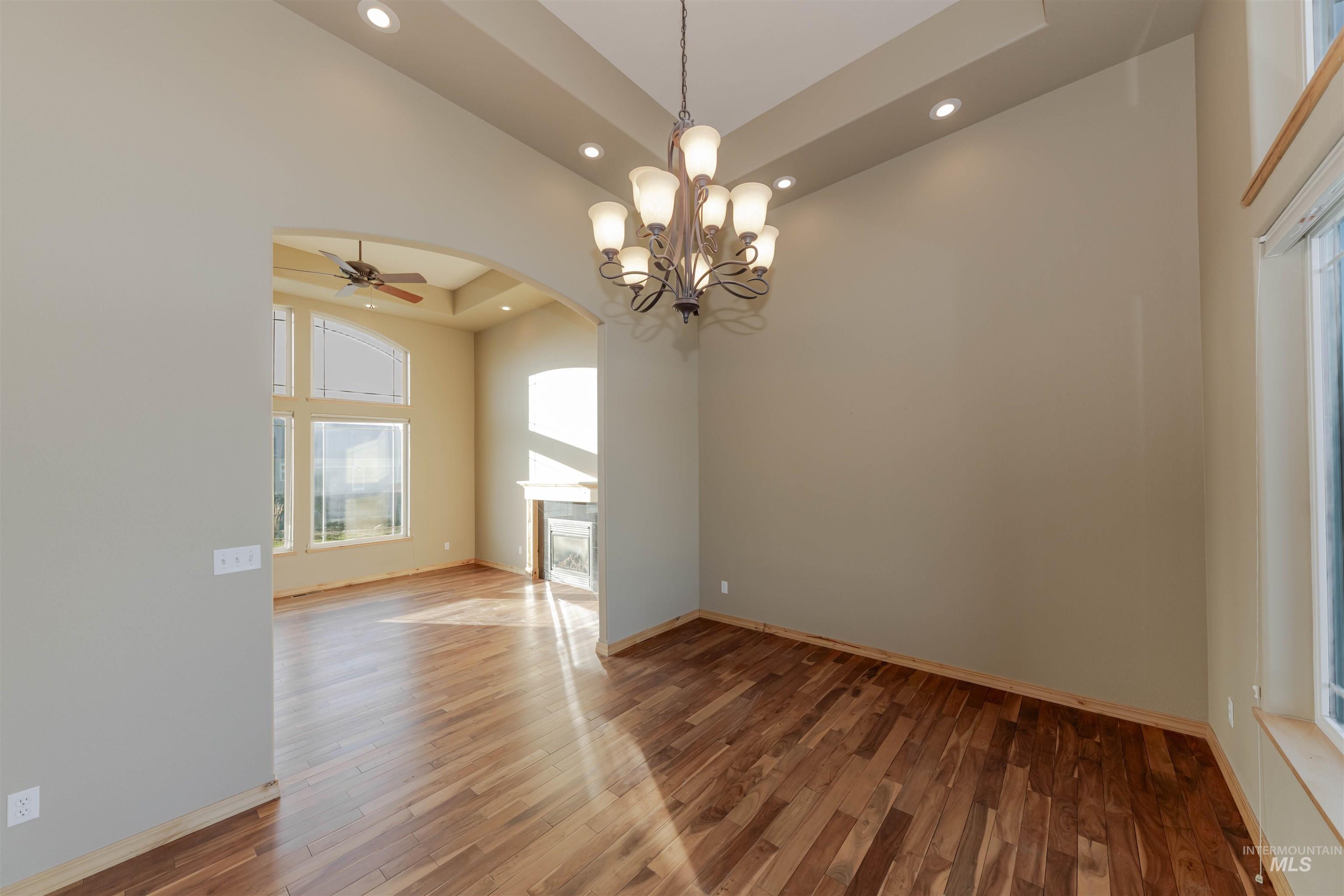 7591 Pheasant Chase Drive Property Photo 4