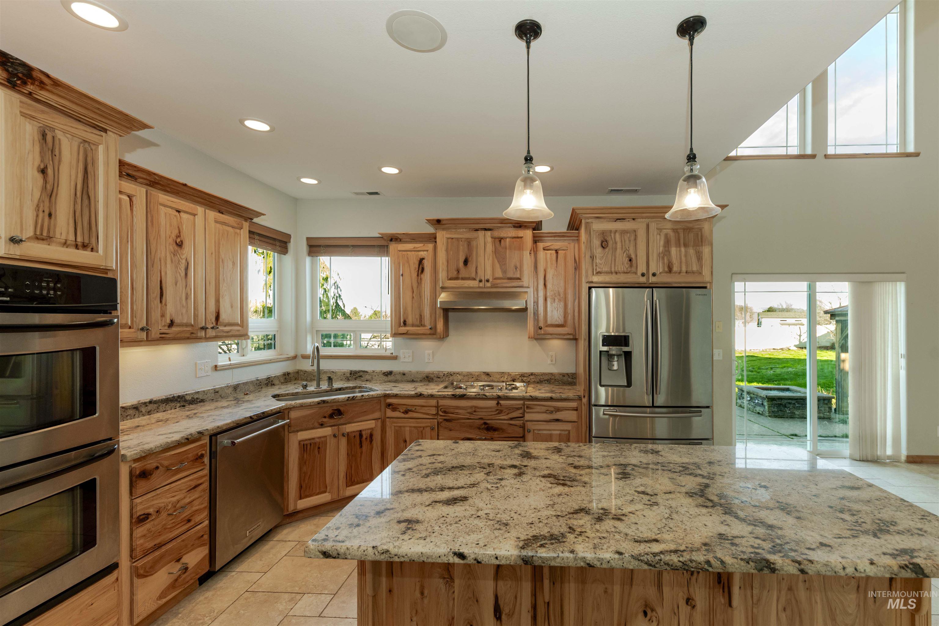 7591 Pheasant Chase Drive Property Photo 8