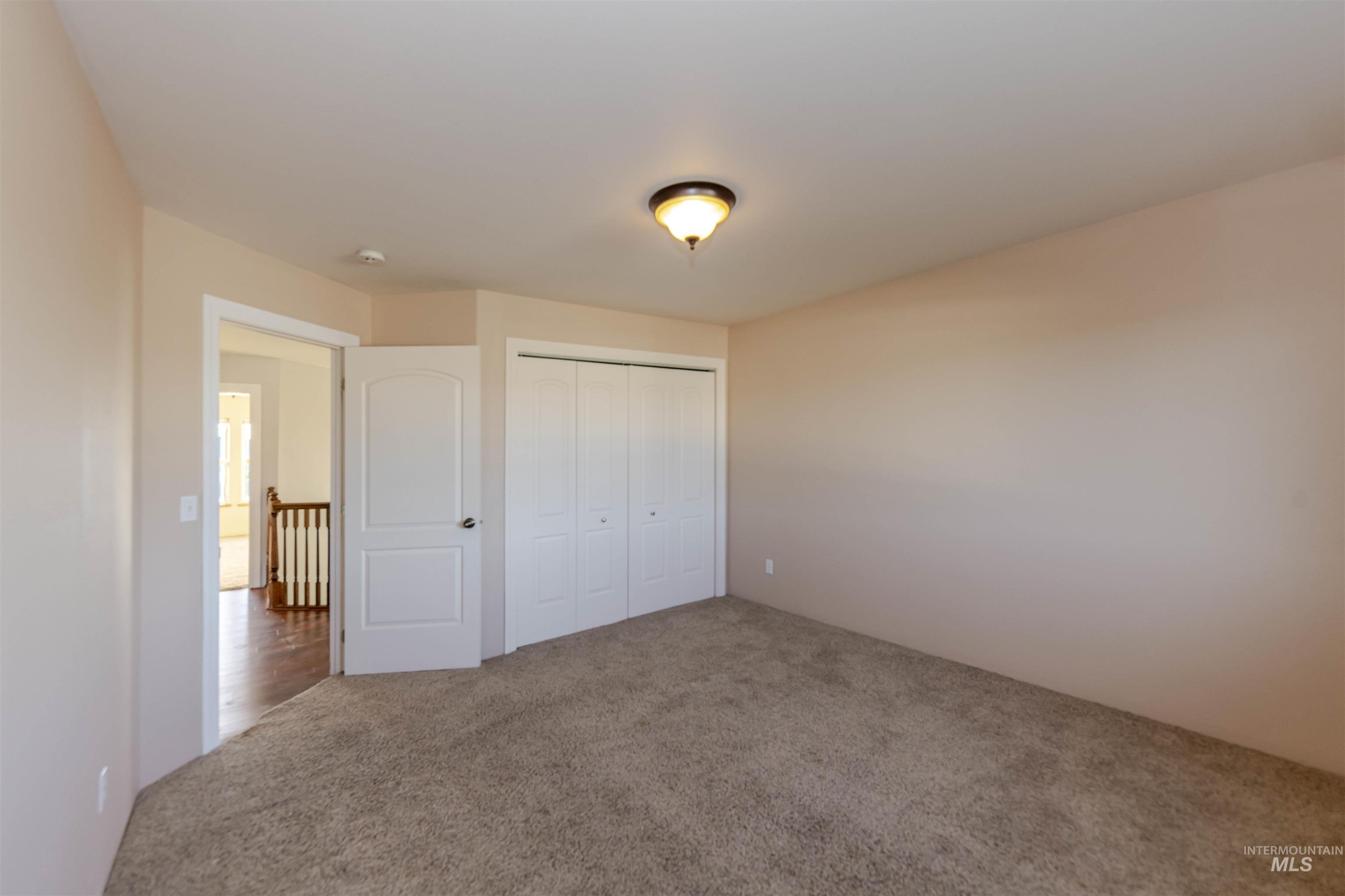7591 Pheasant Chase Drive Property Photo 16
