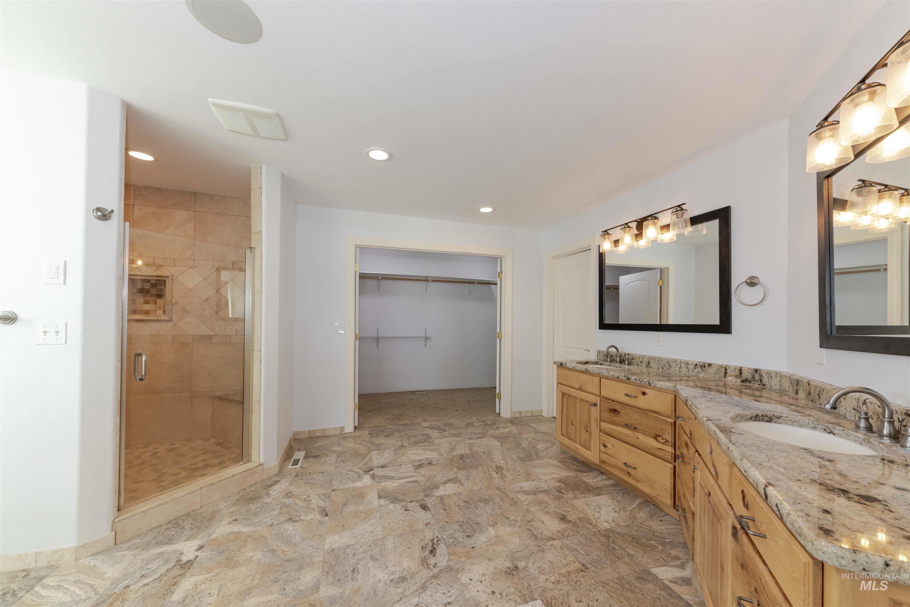 7591 Pheasant Chase Drive Property Photo 20