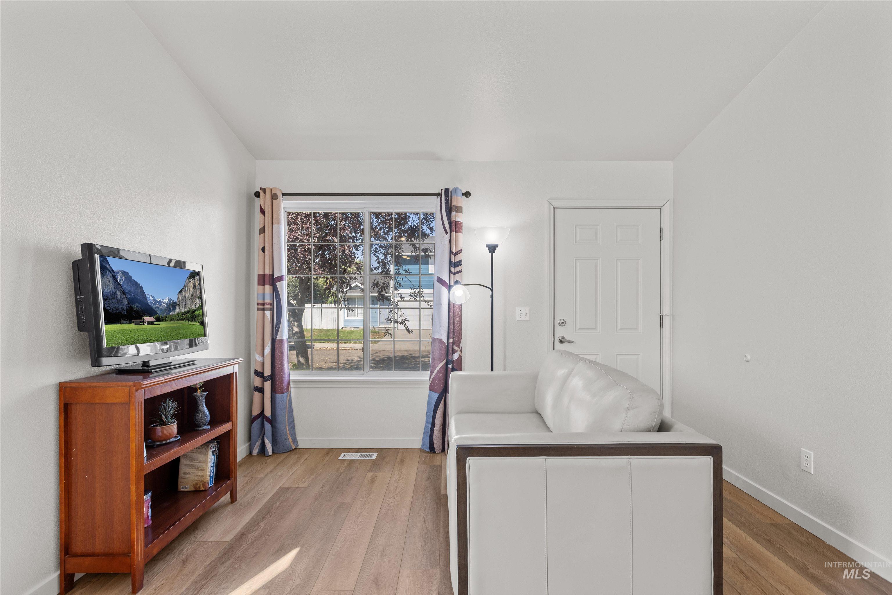 3404 S Poco Loco Property Photo 1