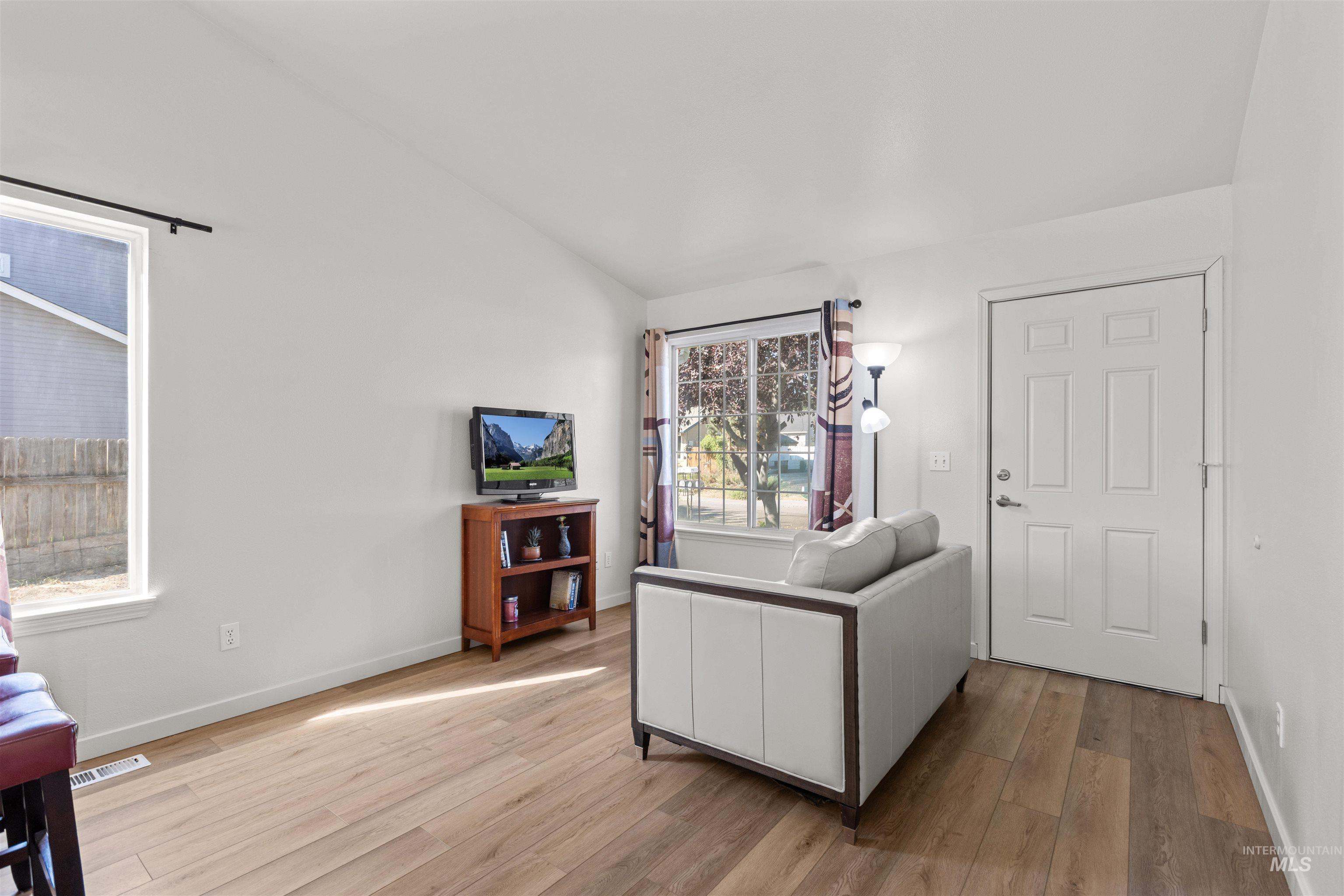 3404 S Poco Loco Property Photo 2