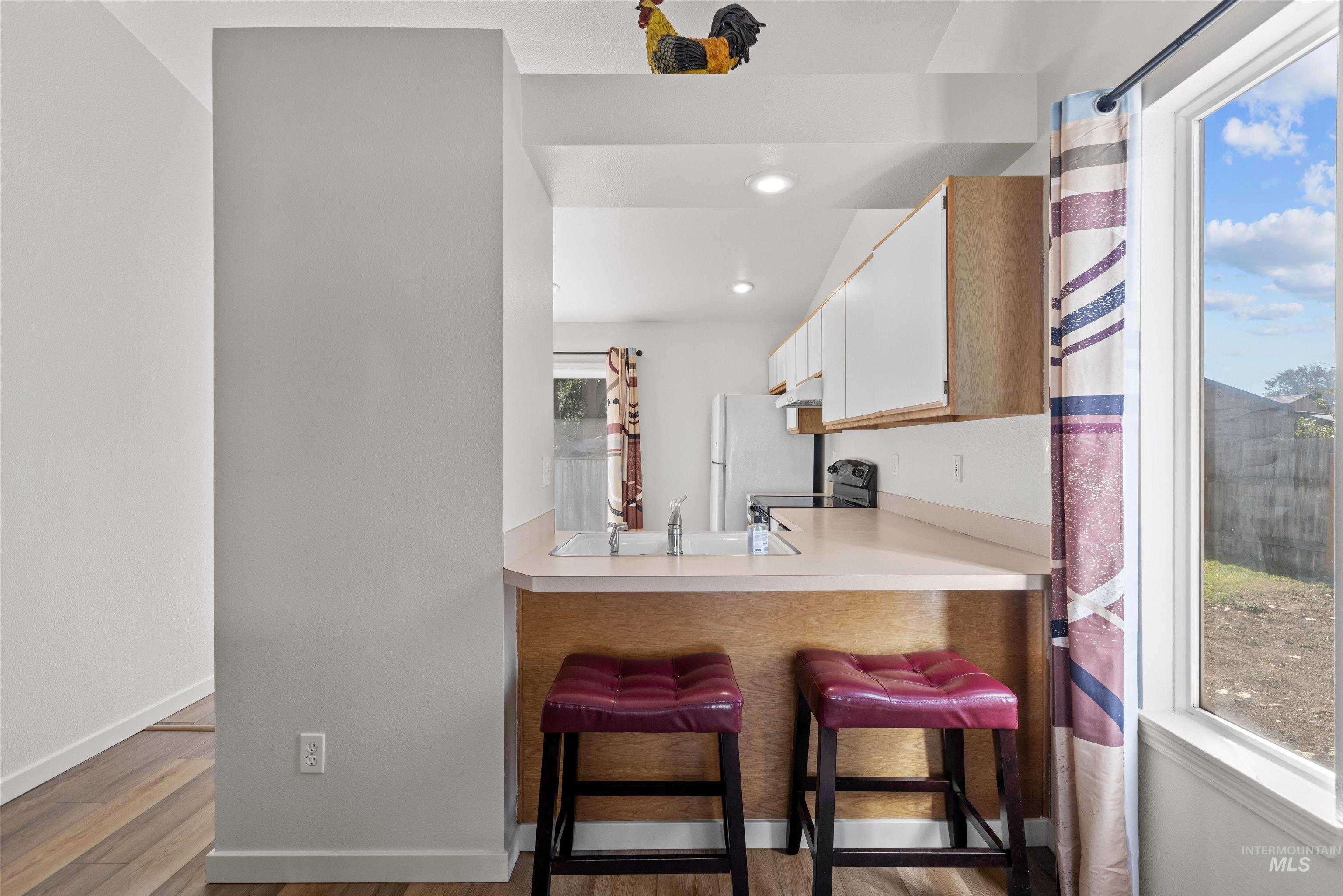 3404 S Poco Loco Property Photo 5